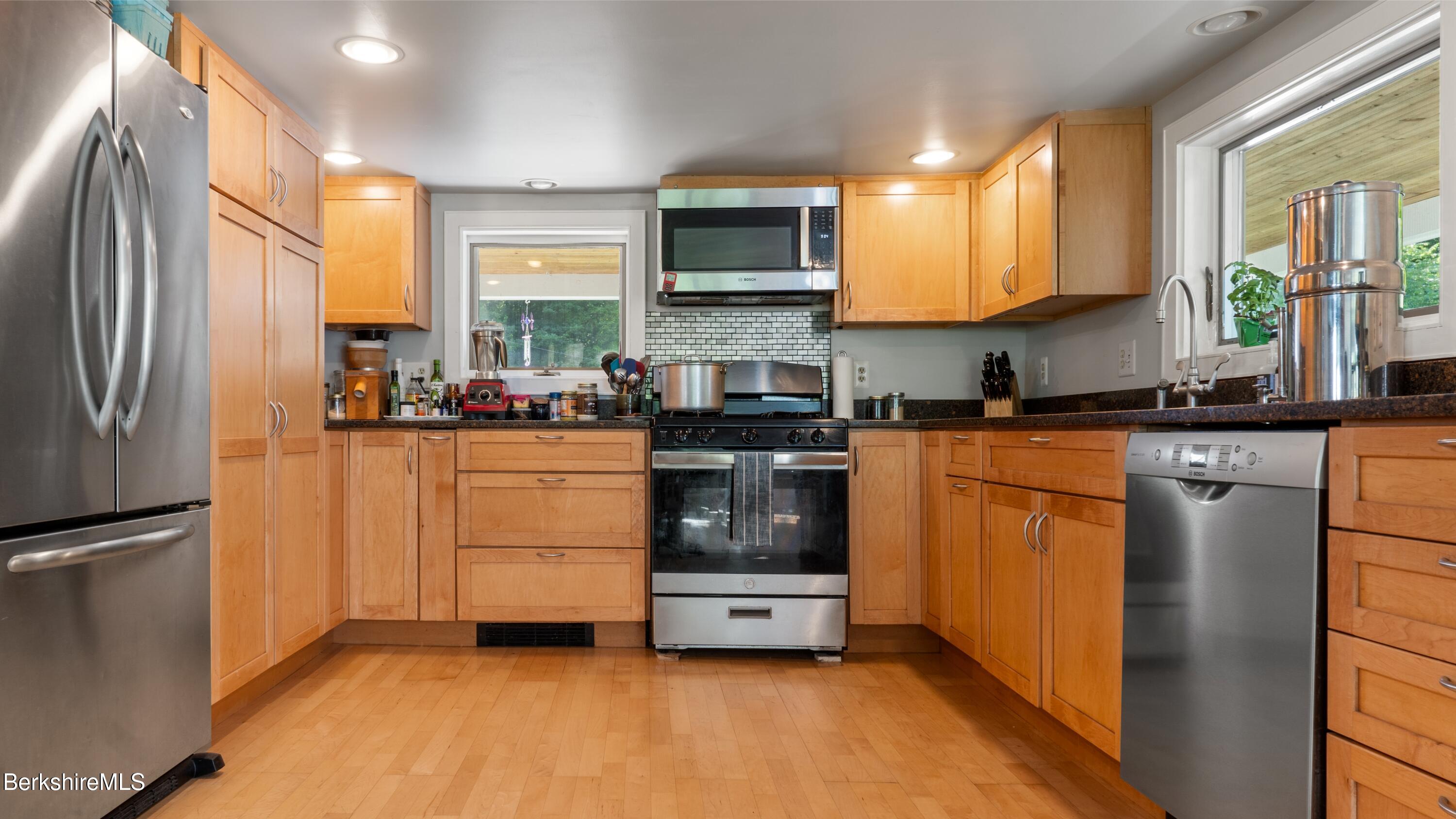 230 Prospect St, Great Barrington, Texas image 15