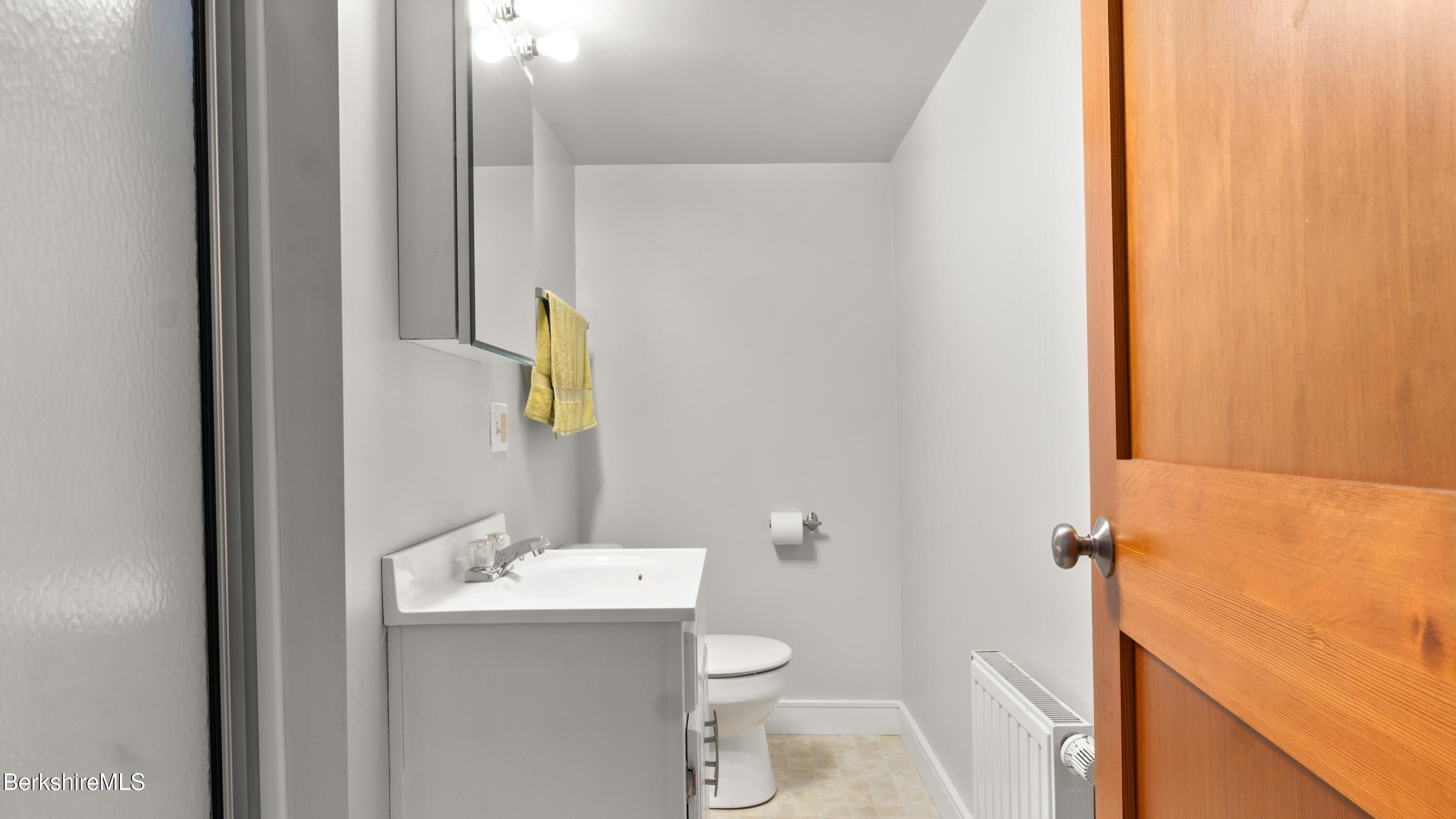 230 Prospect St, Great Barrington, Texas image 20