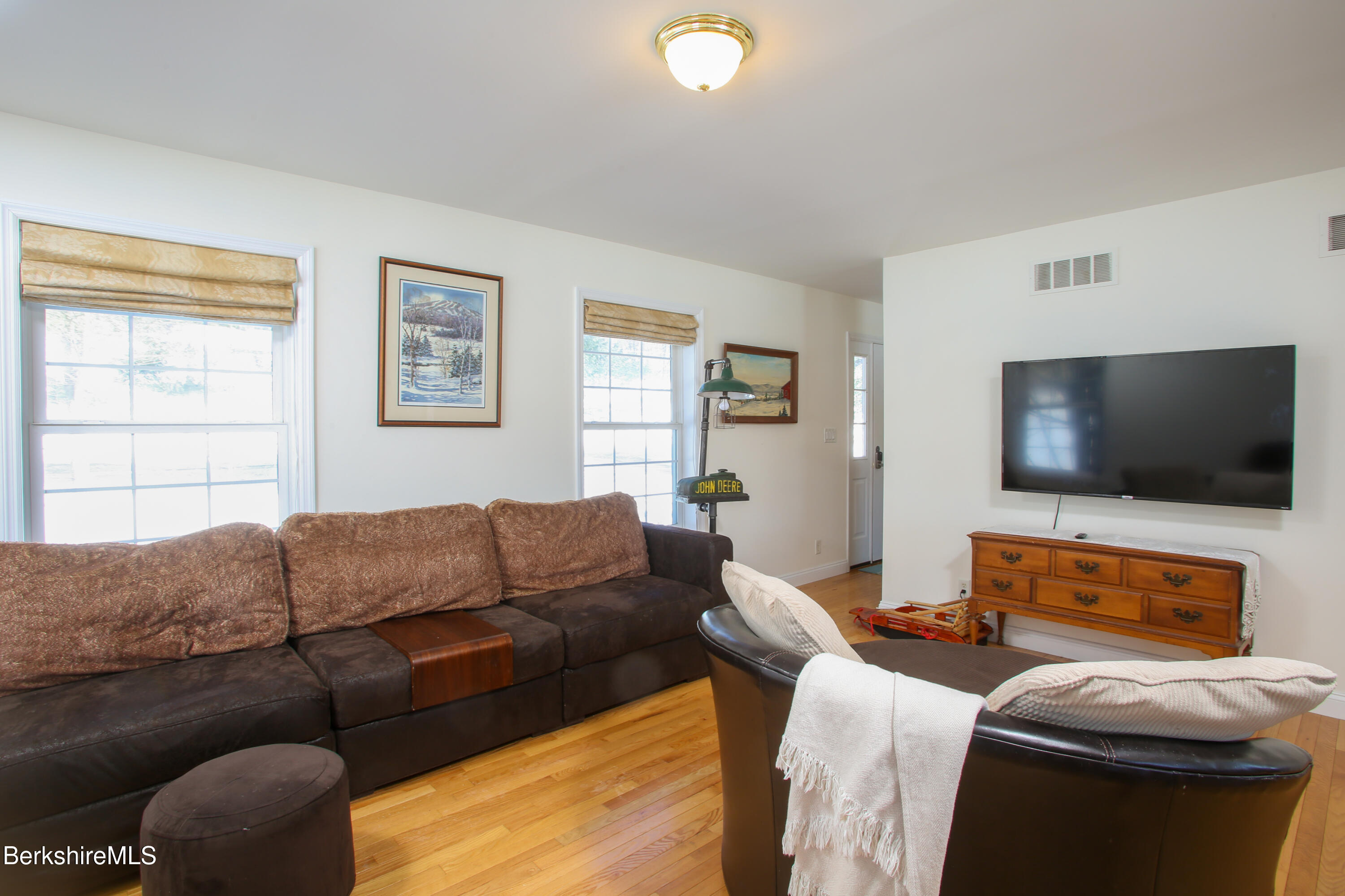 1105 Boardman St, Sheffield, Massachusetts image 14