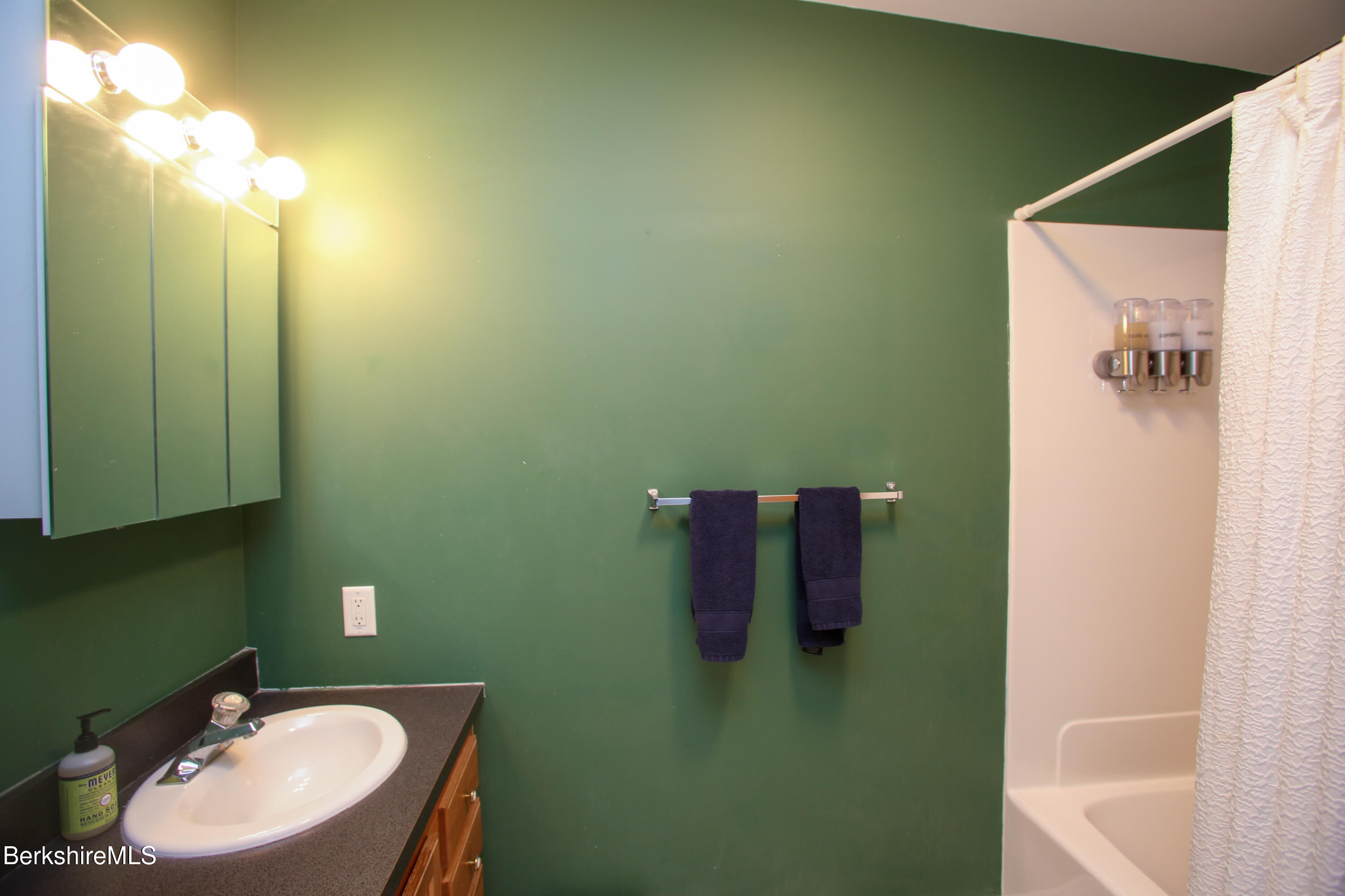 1105 Boardman St, Sheffield, Massachusetts image 22