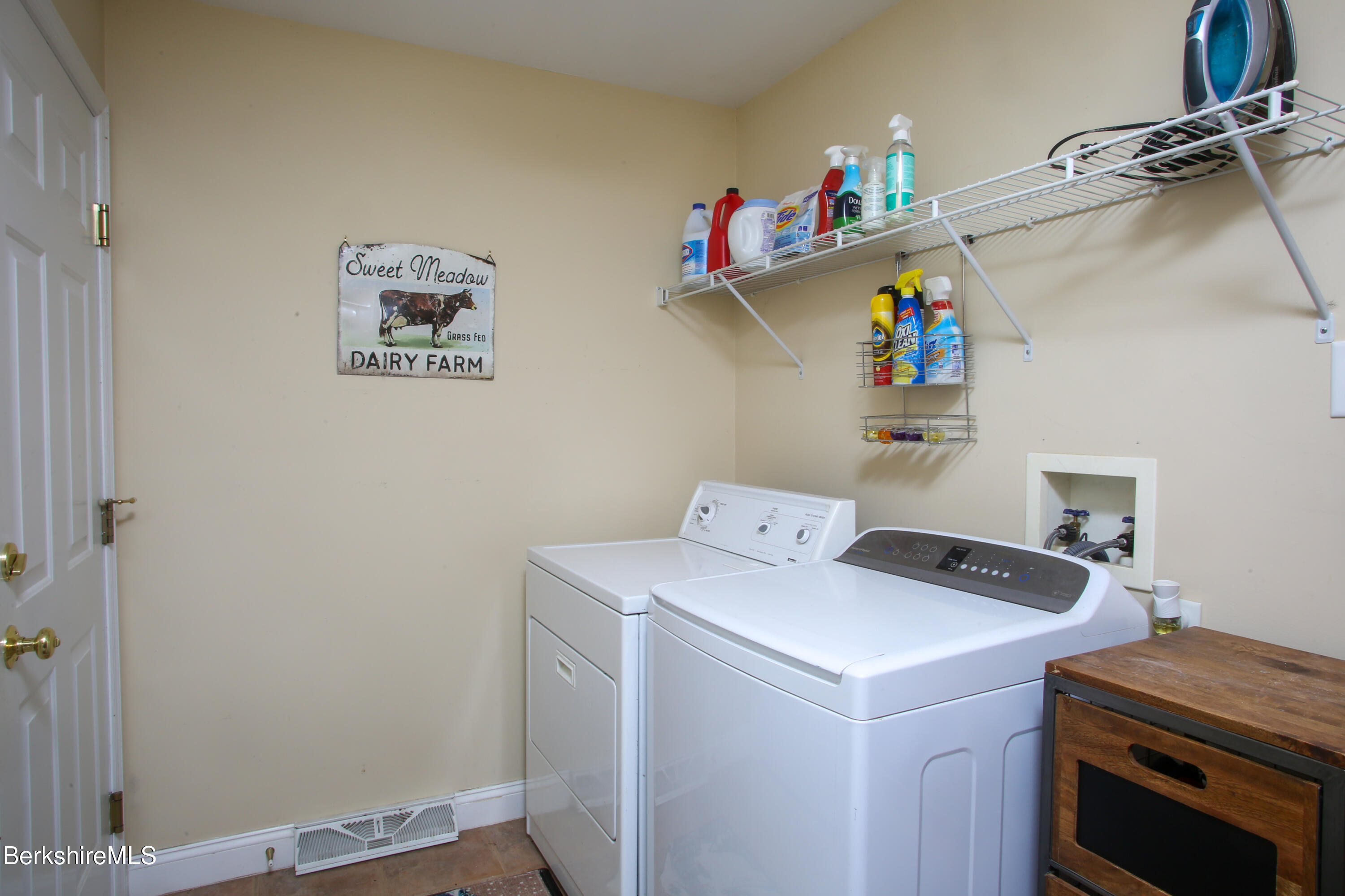 1105 Boardman St, Sheffield, Massachusetts image 24
