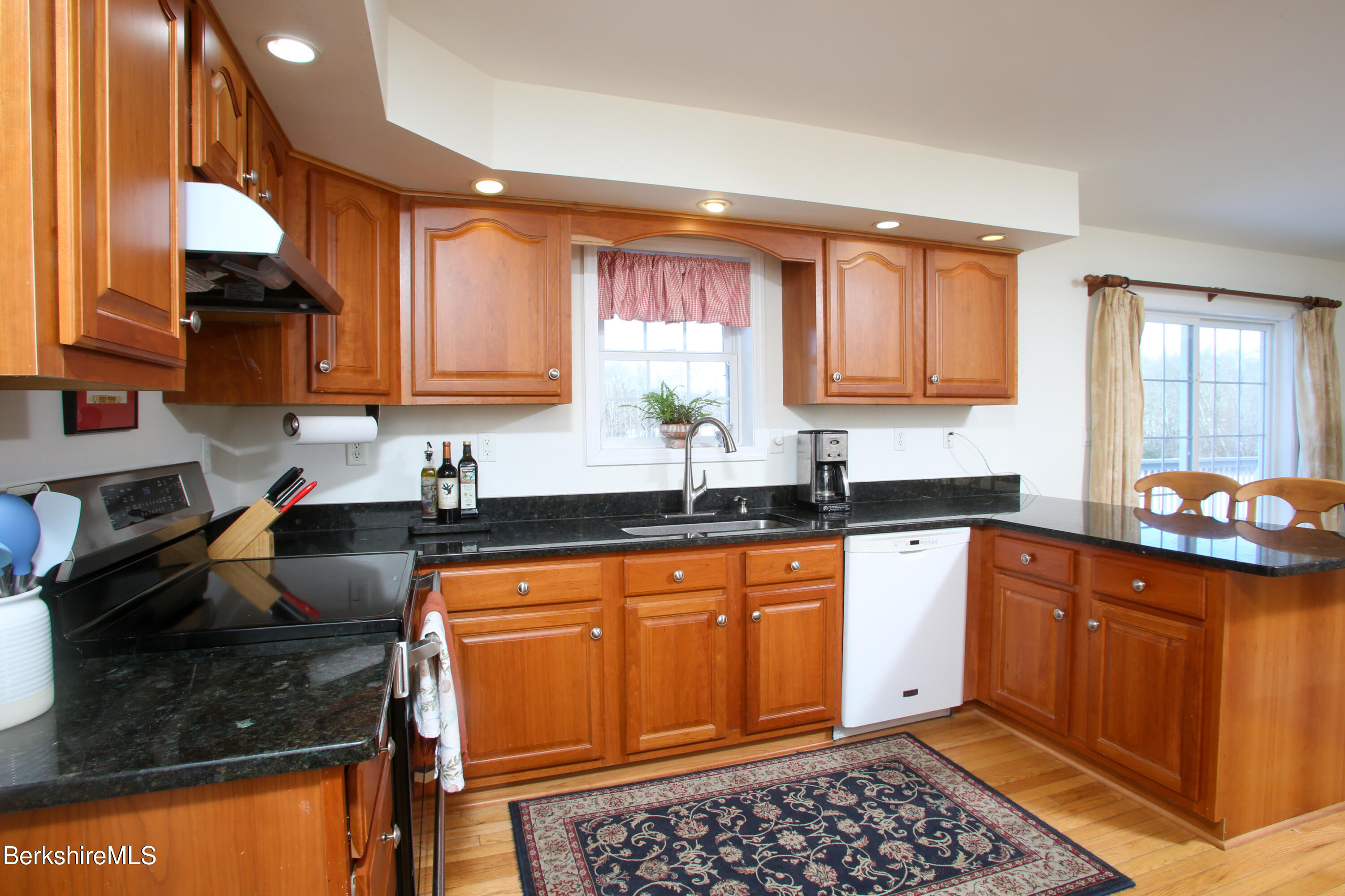 1105 Boardman St, Sheffield, Massachusetts image 6