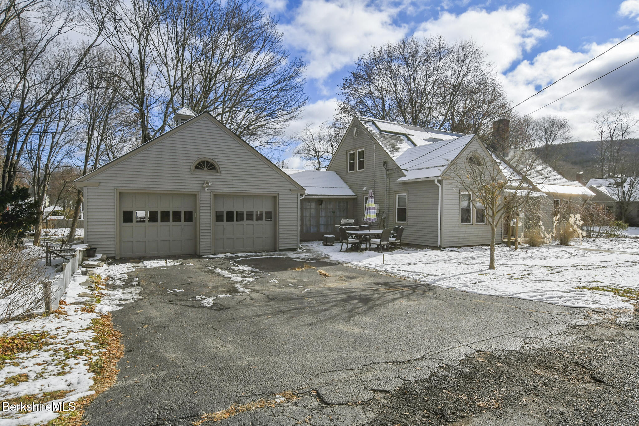 4 Field St, Dalton, Massachusetts image 4