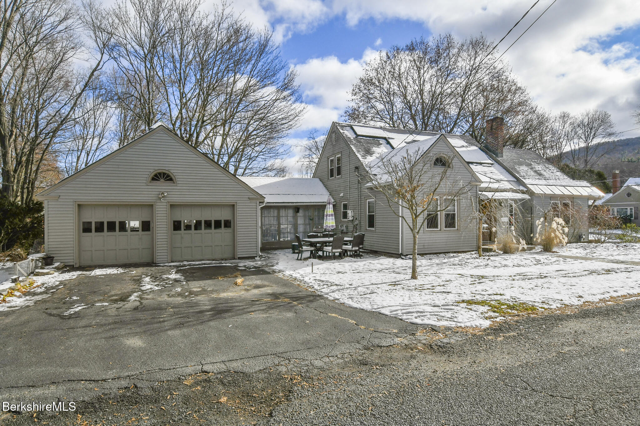 4 Field St, Dalton, Massachusetts image 1