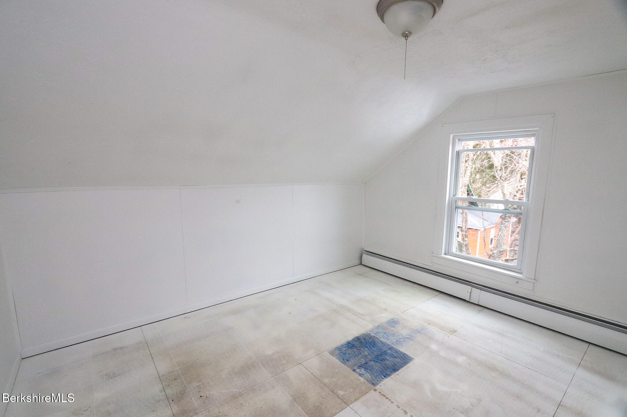 230 Grove St, Great Barrington, Massachusetts image 15