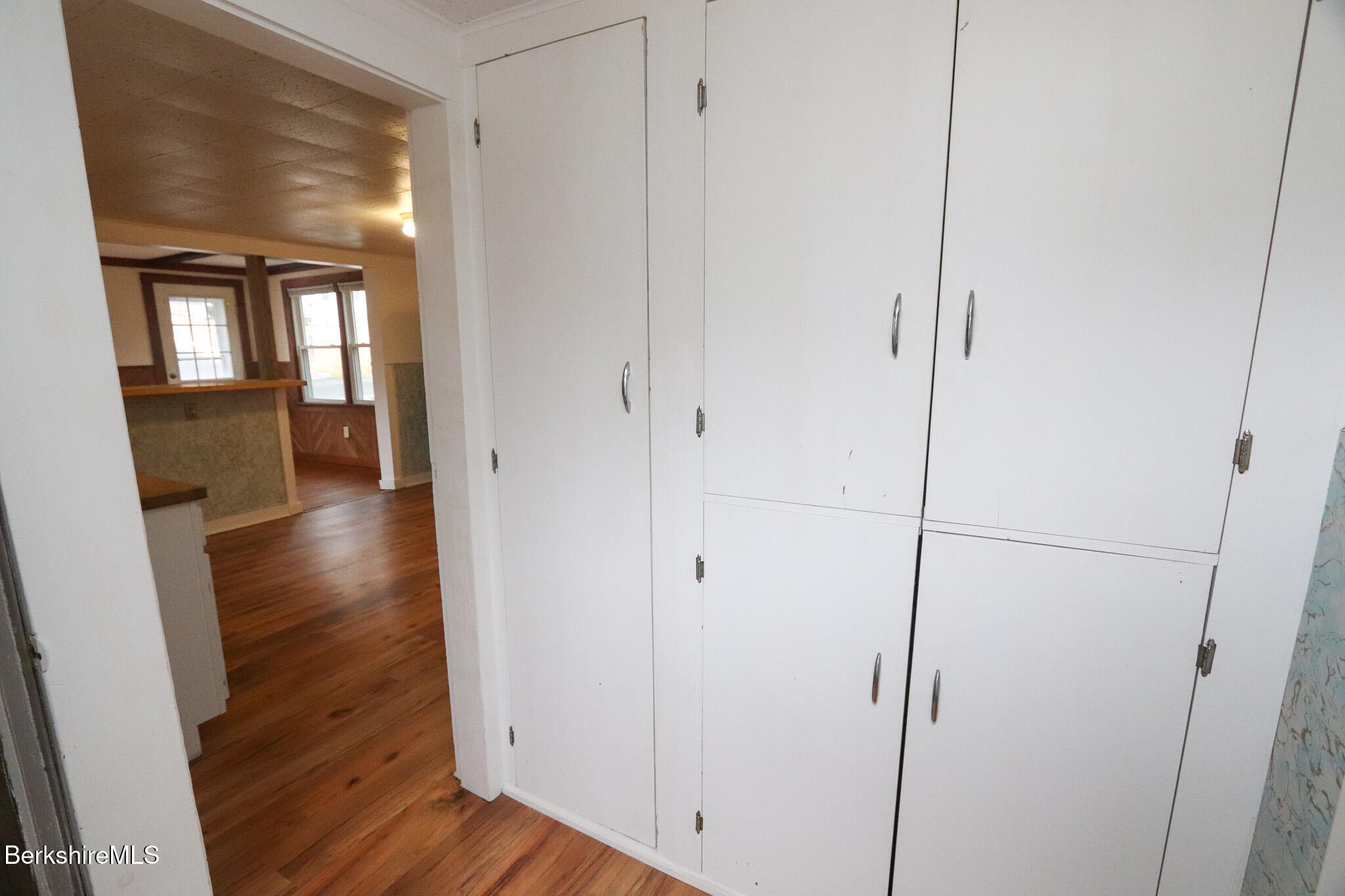 230 Grove St, Great Barrington, Massachusetts image 10