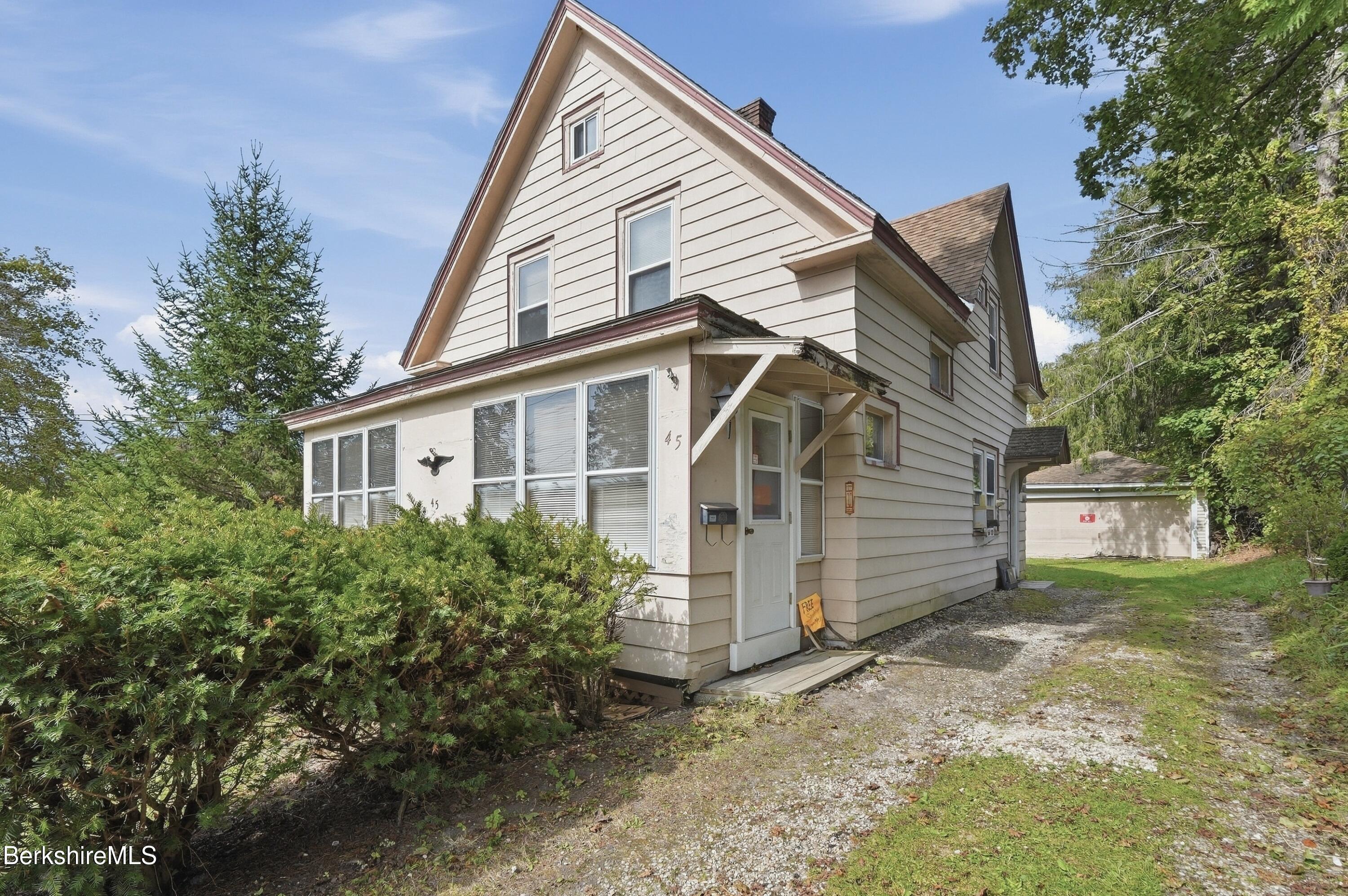45 Fuller St