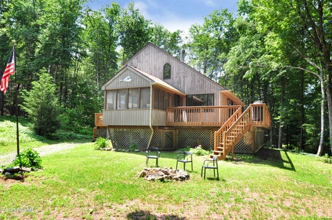 Homes For Sale - 154 Brook Ln<br/> Hampden County, Granville, MA 01034