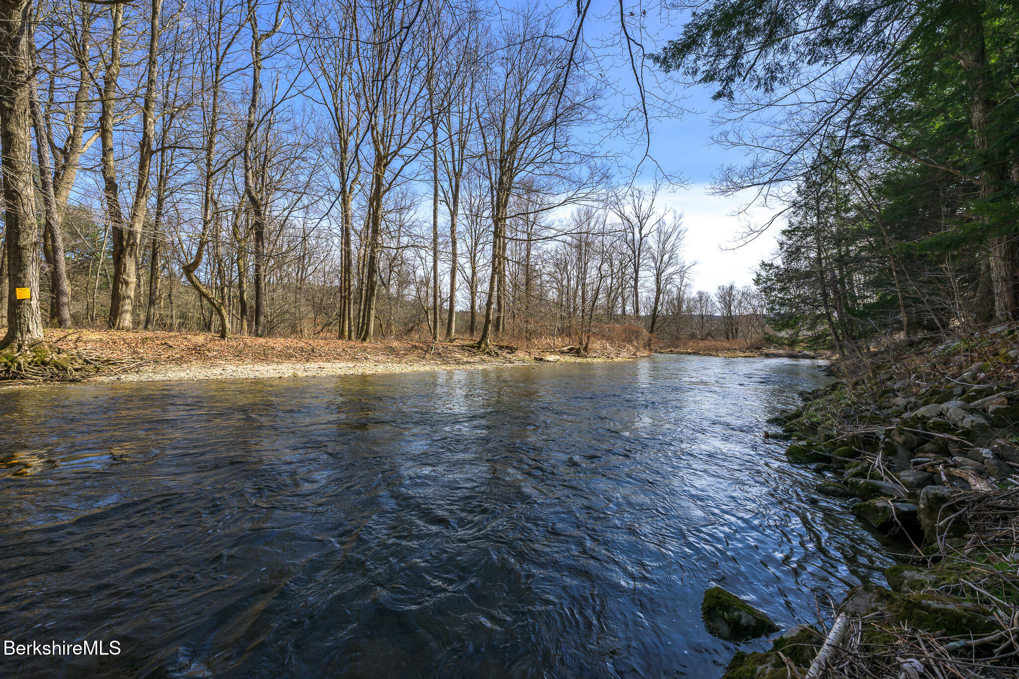1242 Garfield Rd, Stephentown, New York image 3