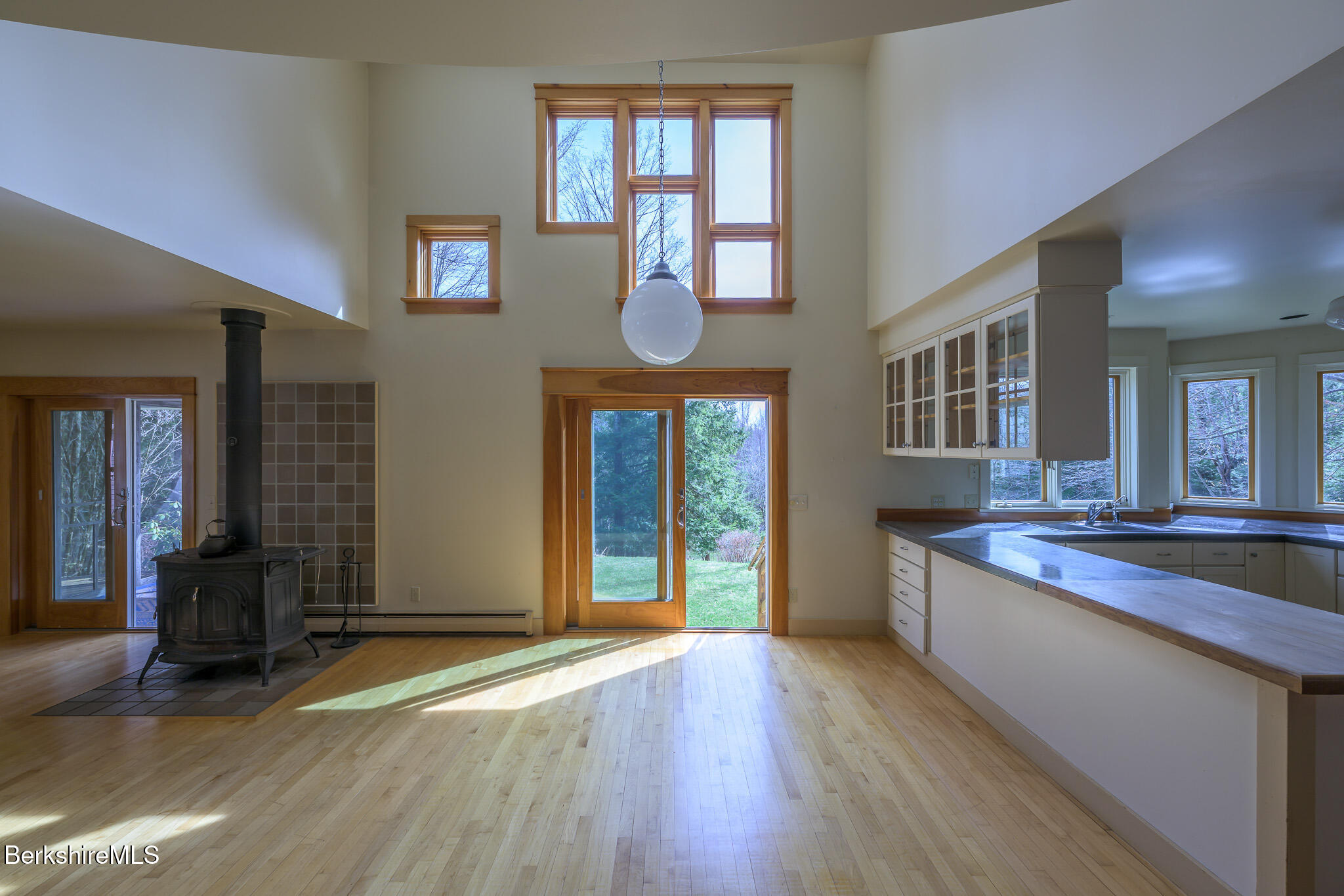 1242 Garfield Rd, Stephentown, New York image 8