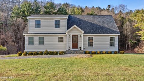 Homes For Sale - 46 Glendale Rd<br/> Stockbridge, MA 01262