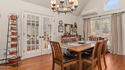 Homes For Sale - 46 Glendale Rd<br/> Stockbridge, MA 01262