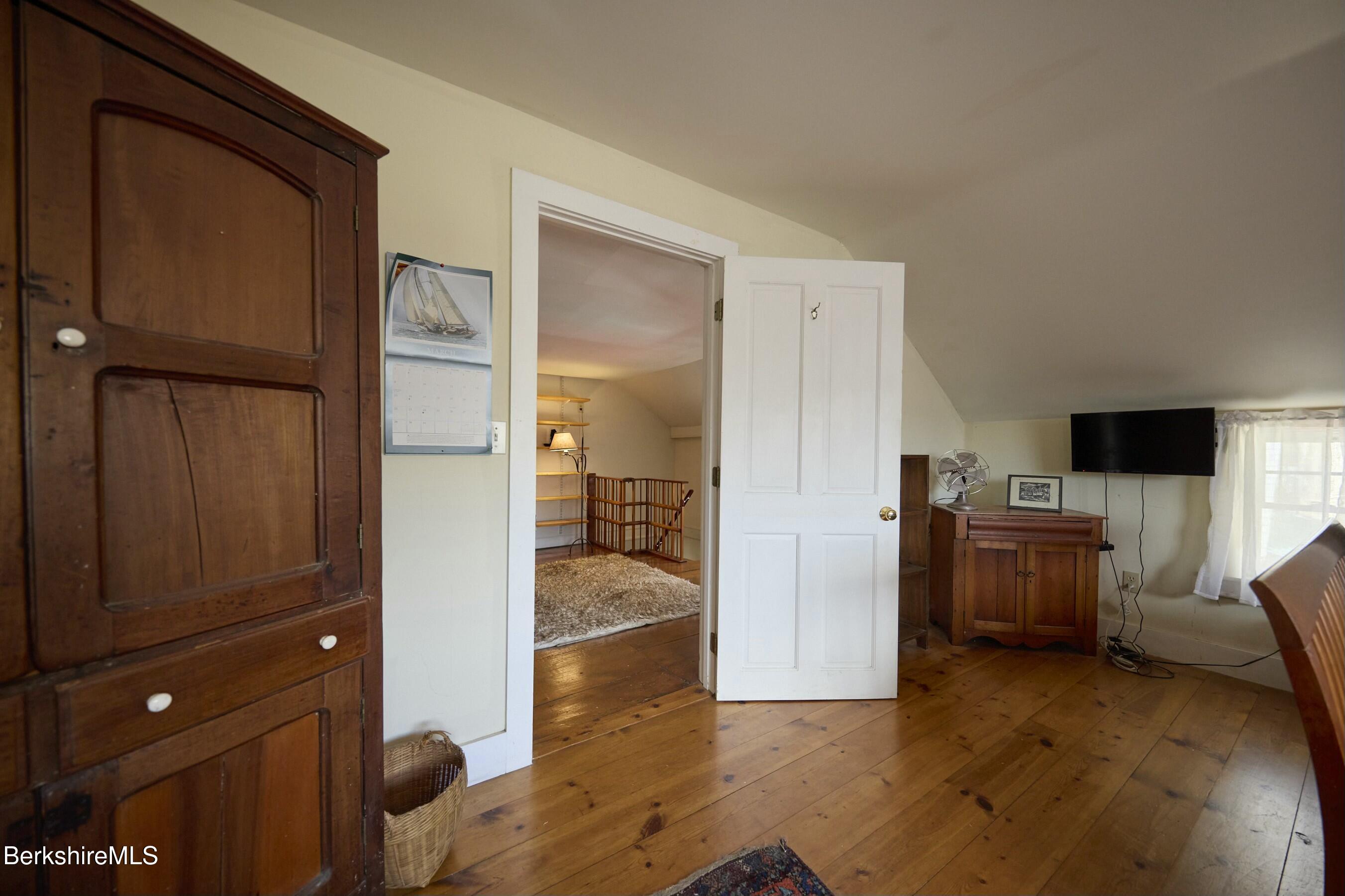 220 N Plain Rd, Great Barrington, Massachusetts image 23