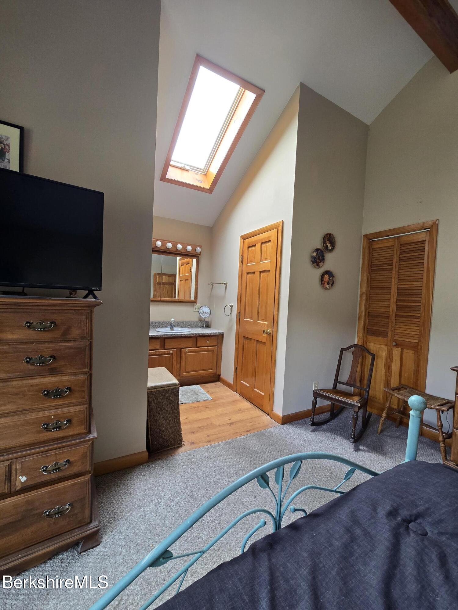 166 Orchard St, Adams, Massachusetts image 29