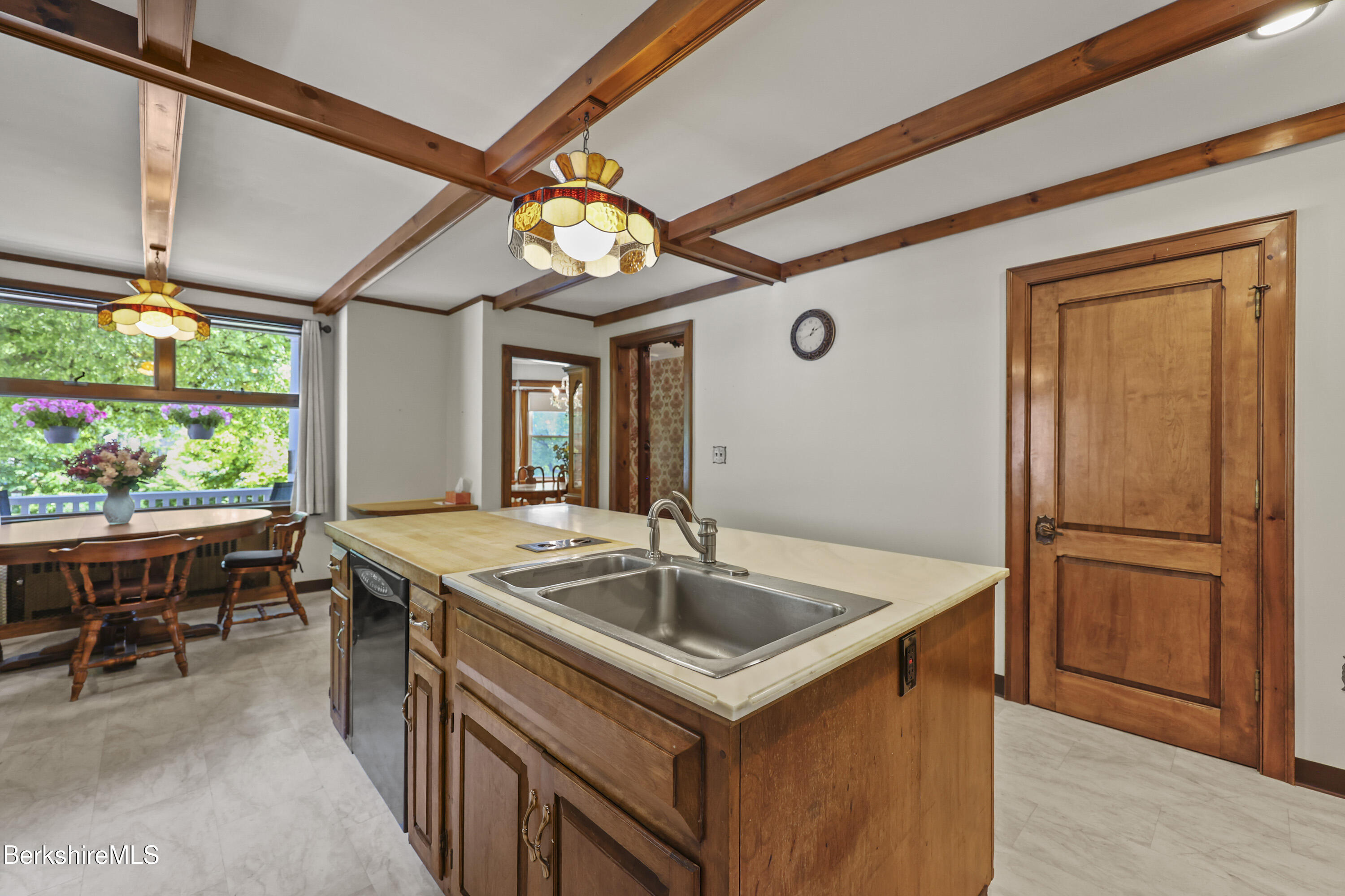 855 Massachusetts Ave, North Adams, Massachusetts image 28