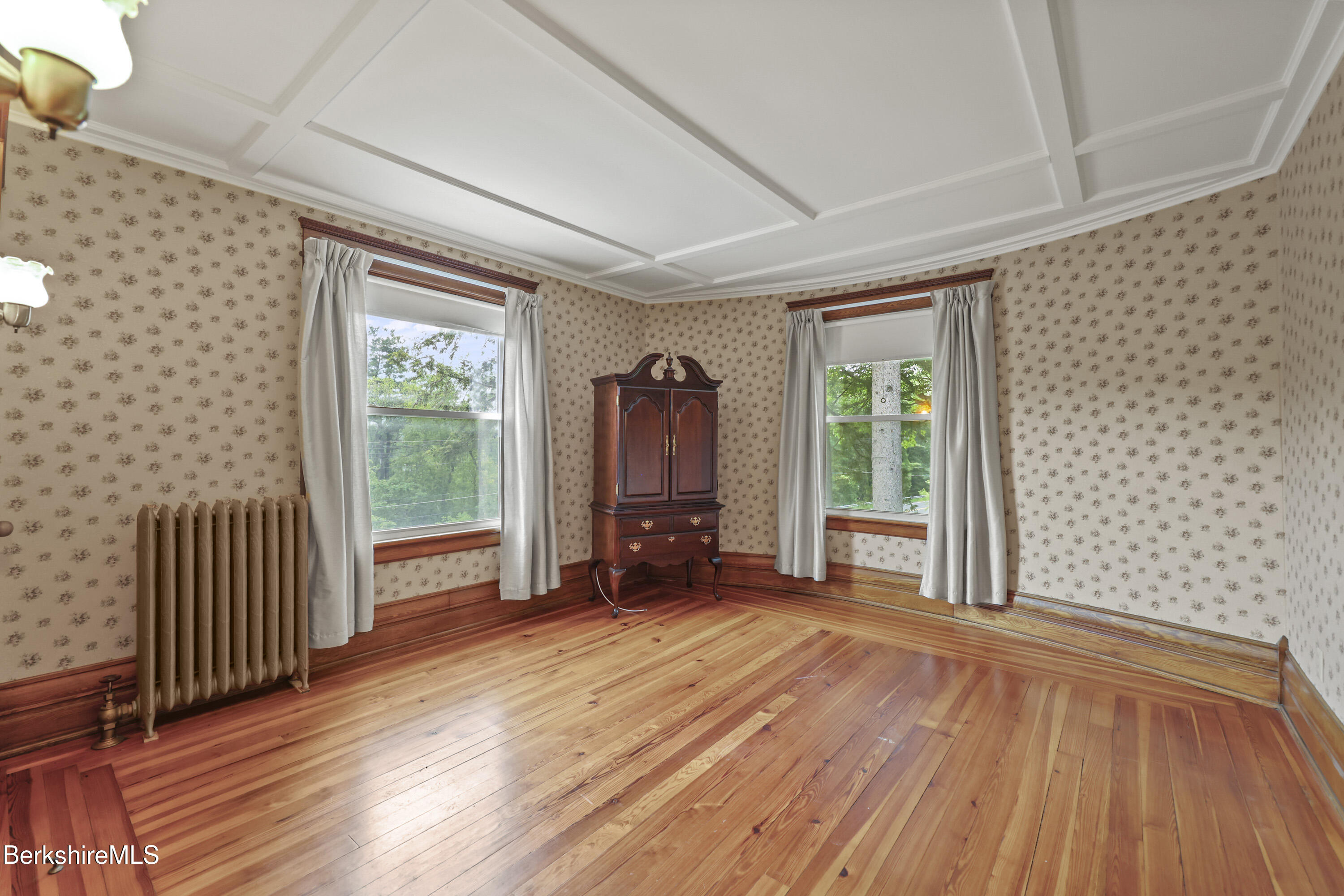 855 Massachusetts Ave, North Adams, Massachusetts image 50