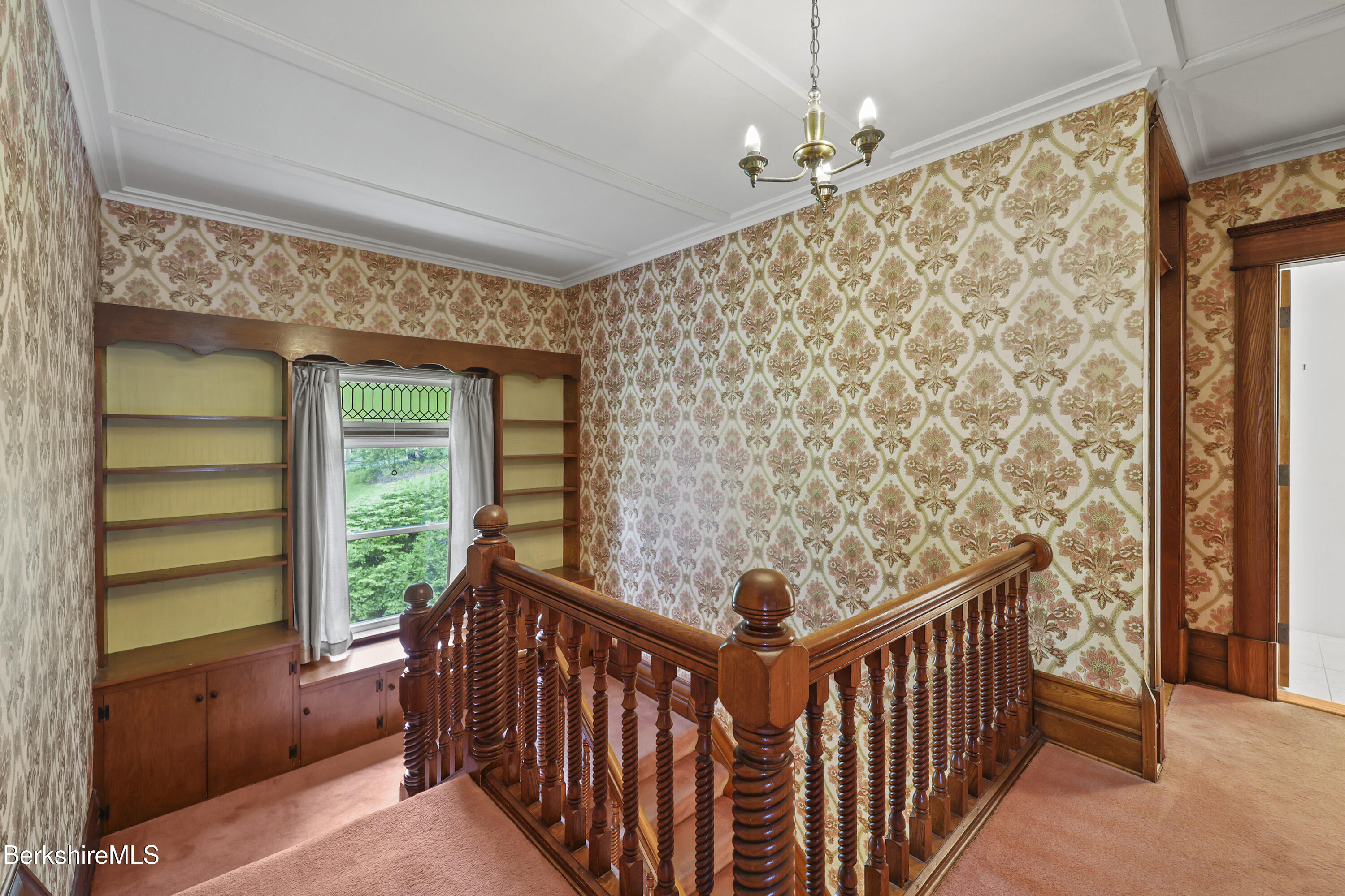 855 Massachusetts Ave, North Adams, Massachusetts image 37