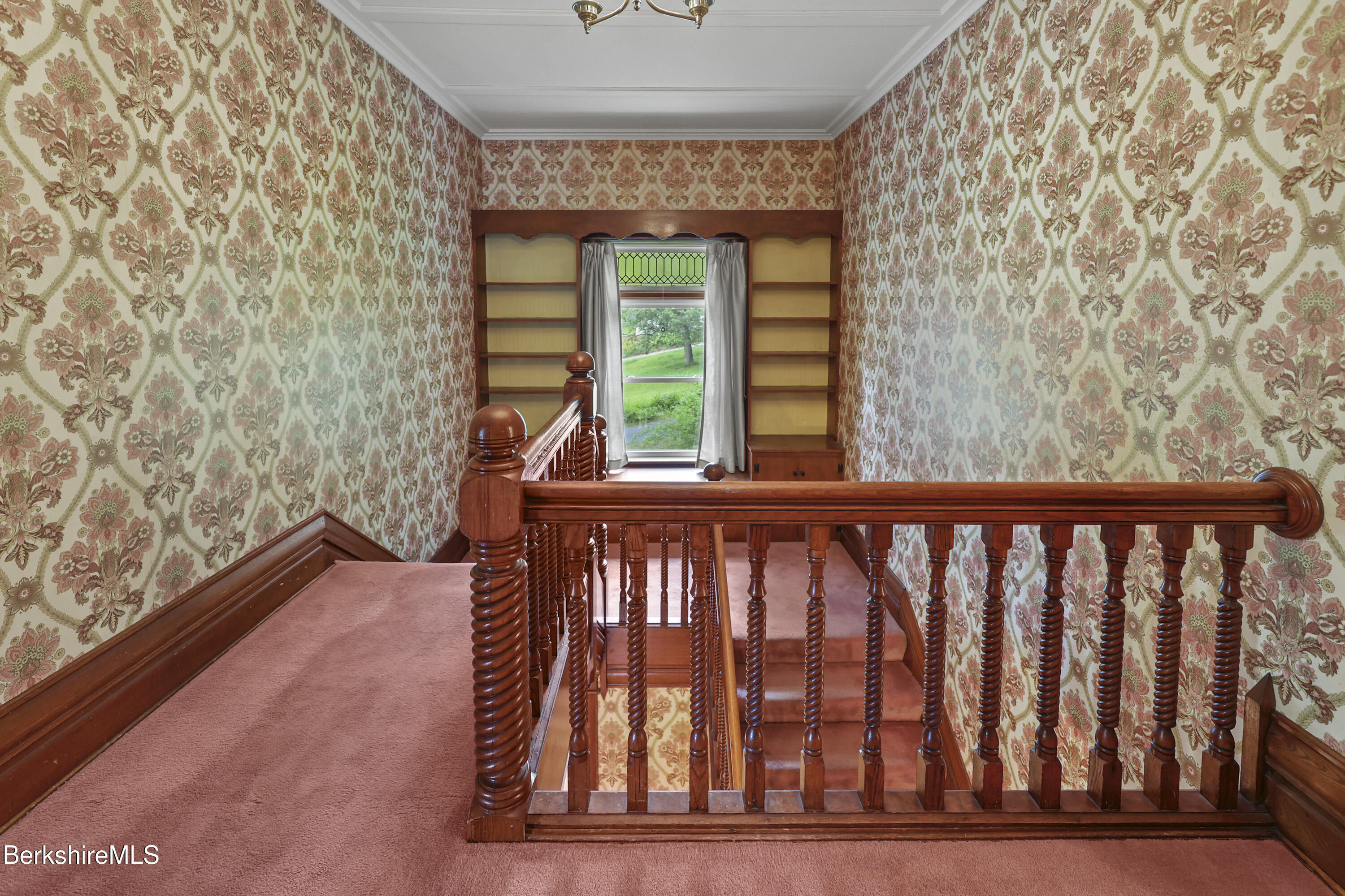855 Massachusetts Ave, North Adams, Massachusetts image 38