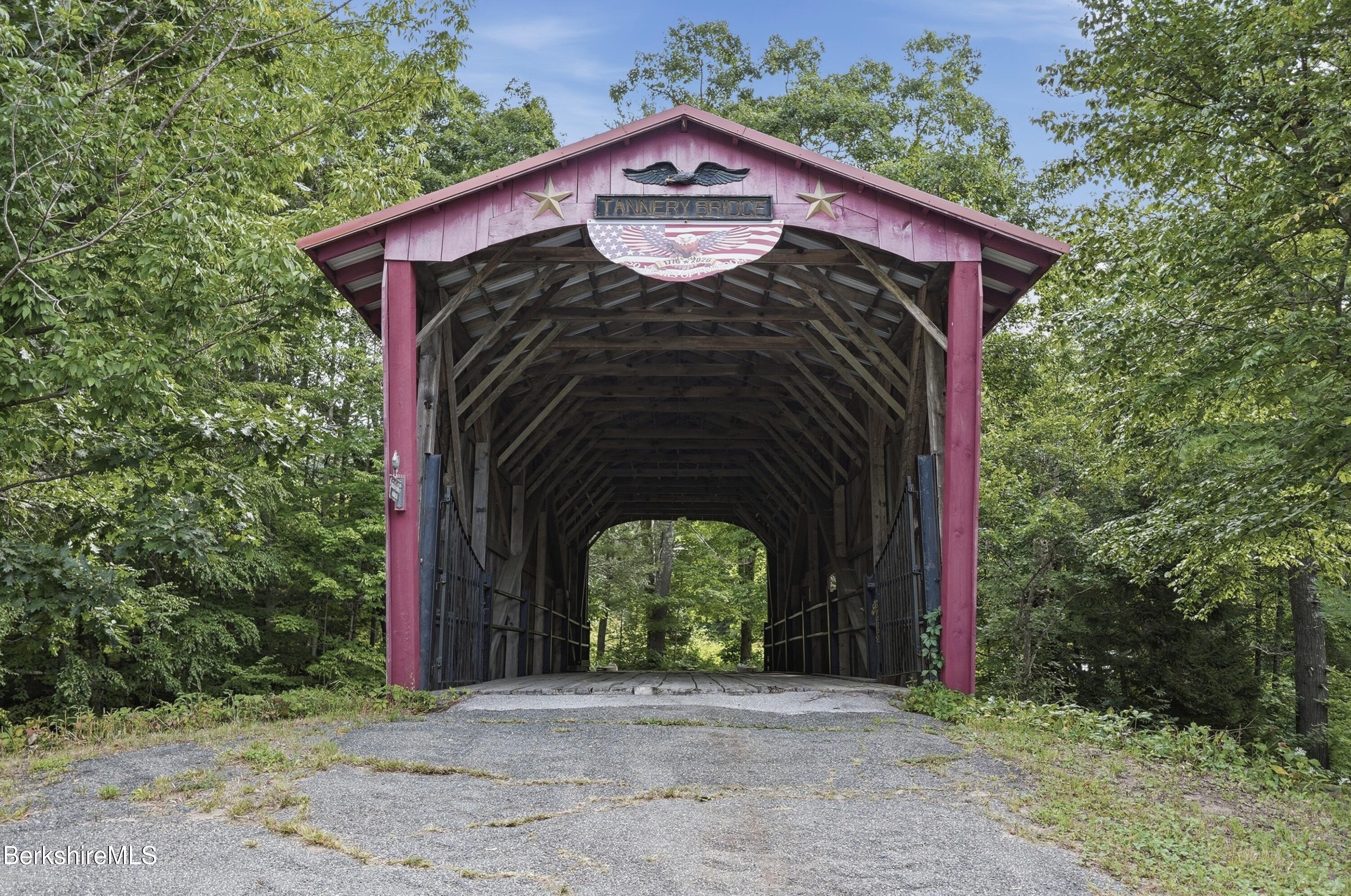 132 North Main Rd