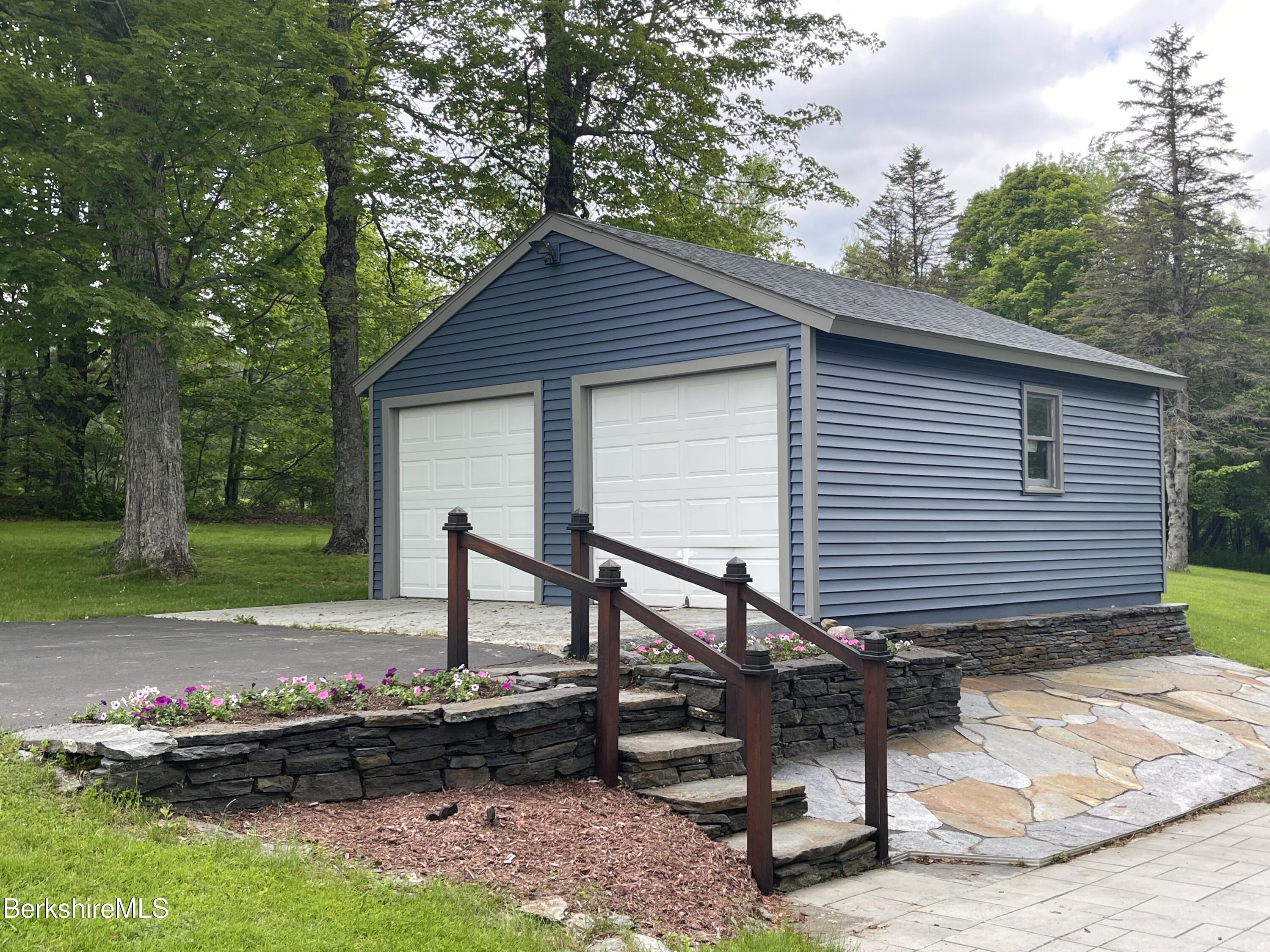 1271 Main Rd, Savoy, Massachusetts image 35