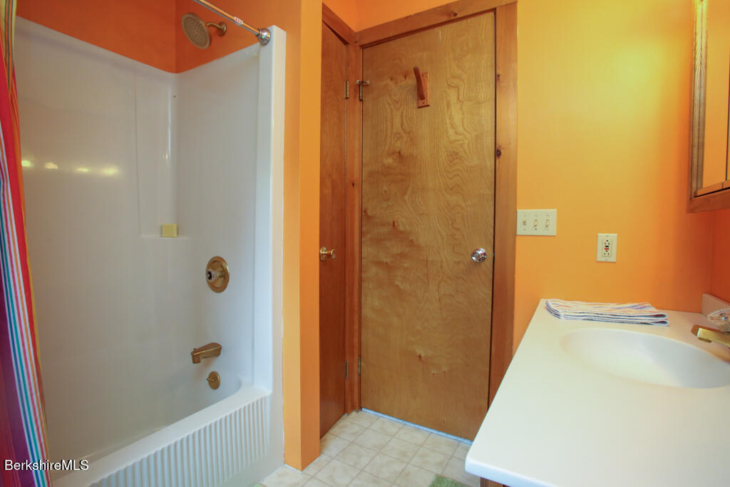 1271 Main Rd, Savoy, Massachusetts image 29