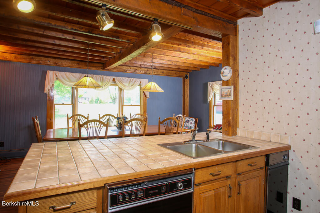 1271 Main Rd, Savoy, Massachusetts image 15