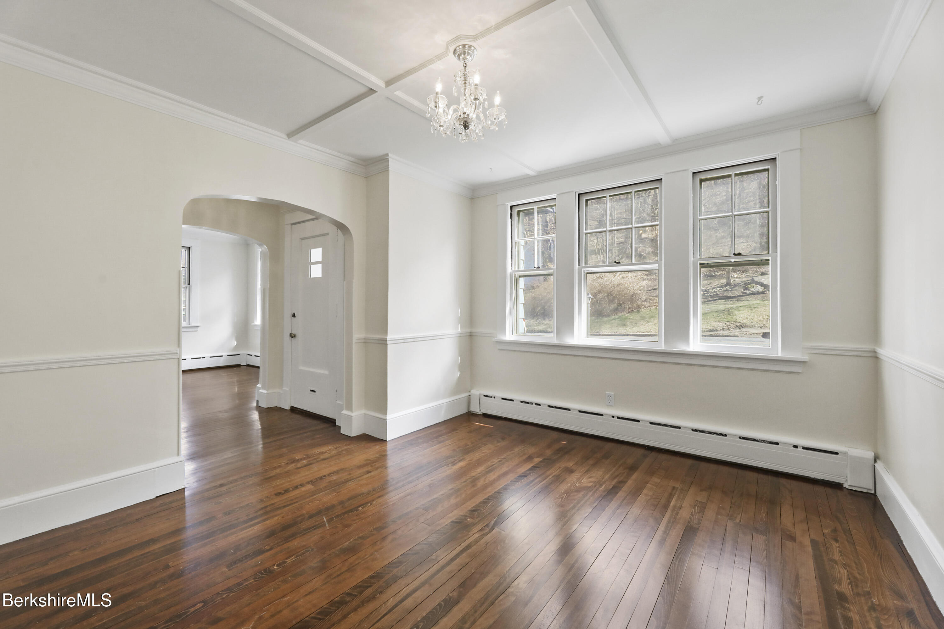 513 Church St, North Adams, Massachusetts image 11