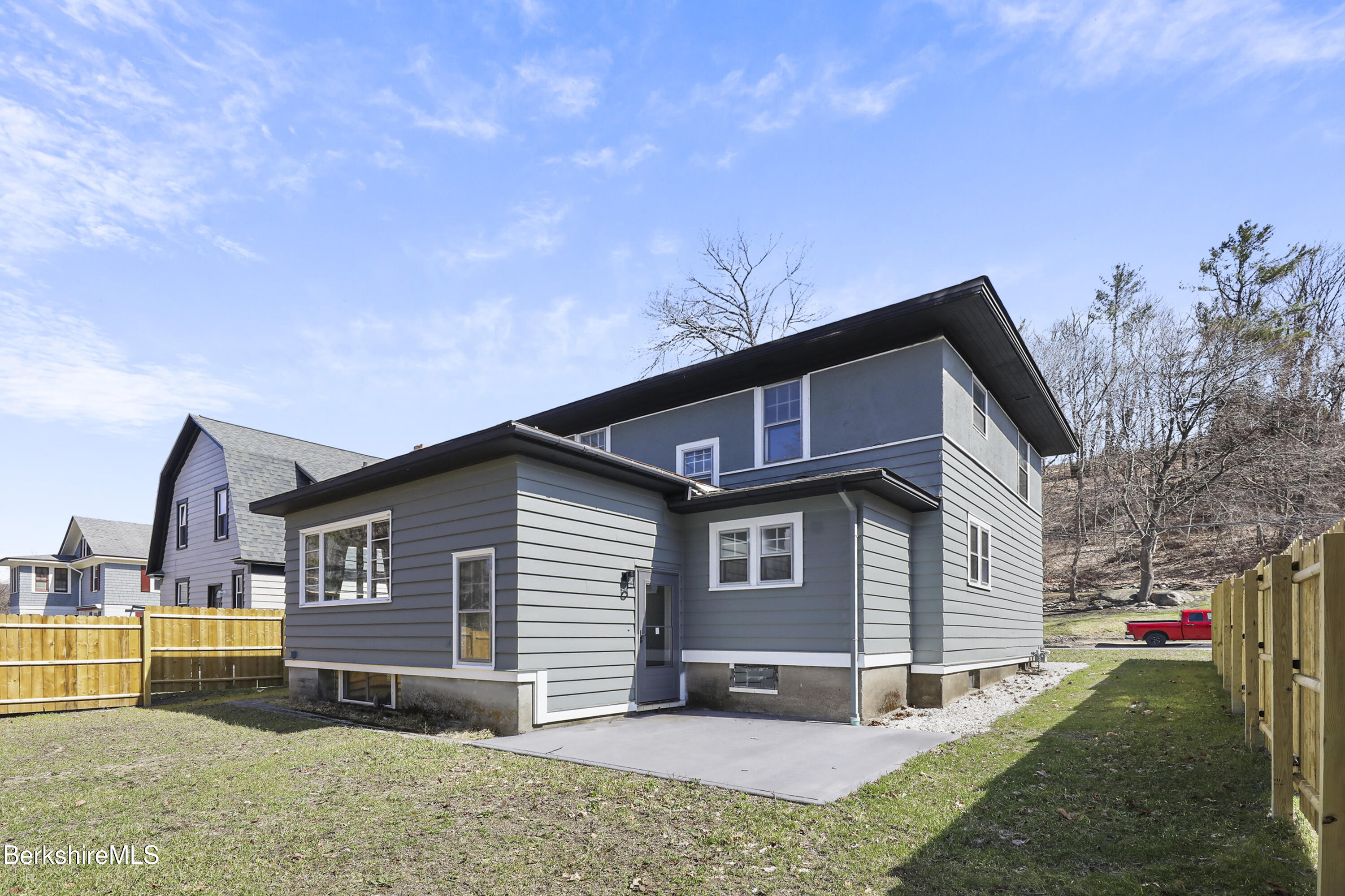513 Church St, North Adams, Massachusetts image 36