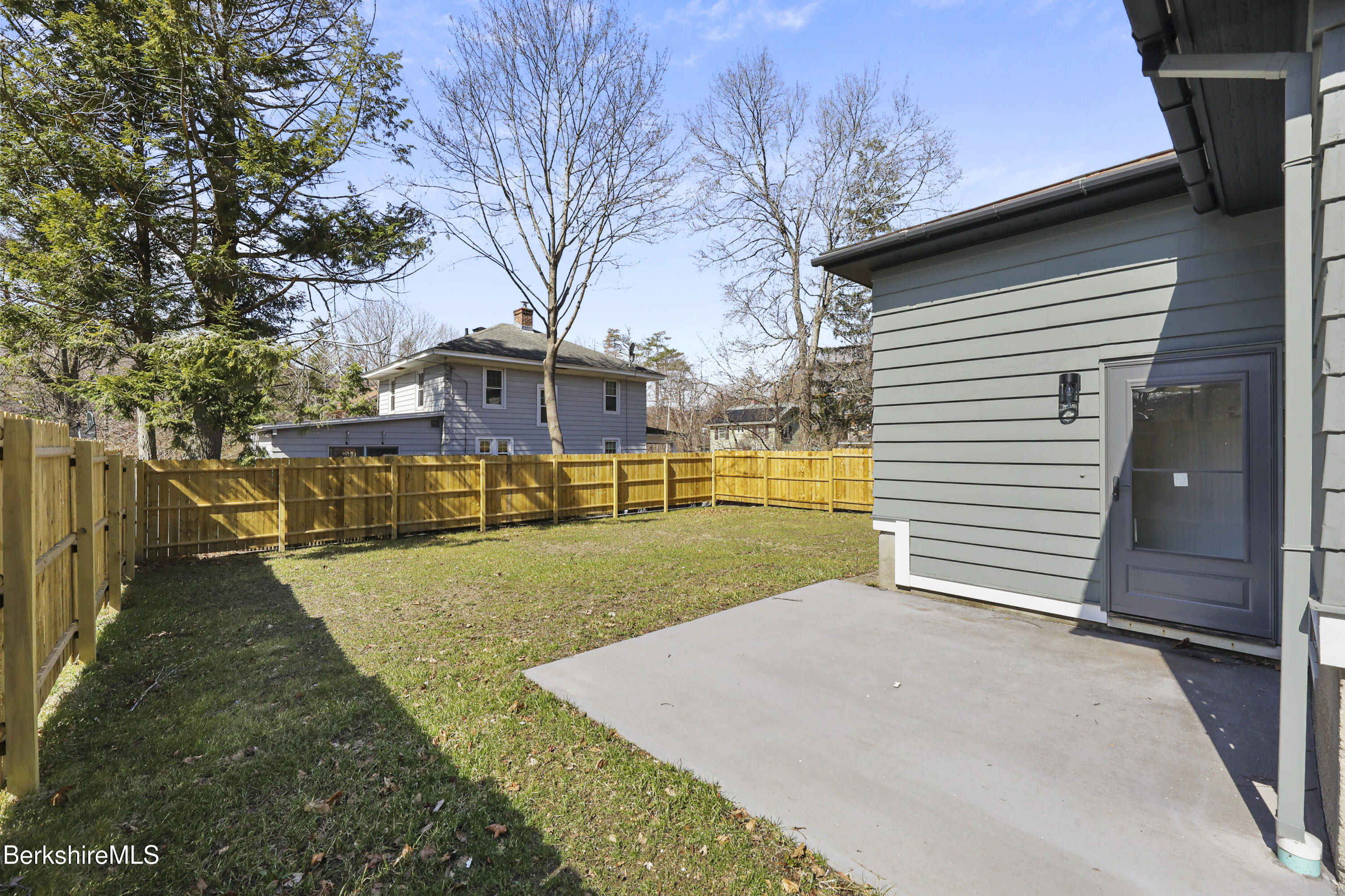 513 Church St, North Adams, Massachusetts image 35