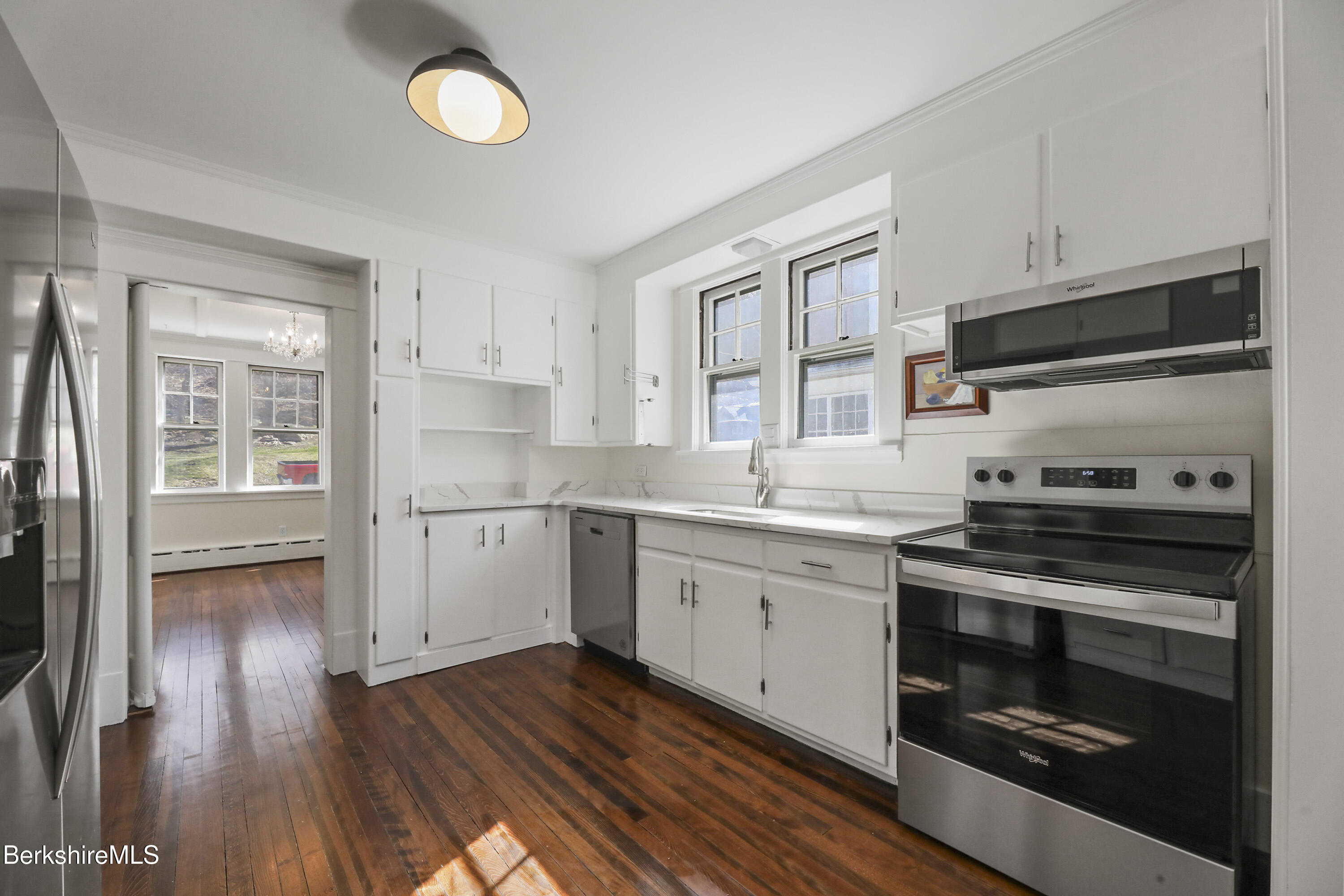 513 Church St, North Adams, Massachusetts image 16
