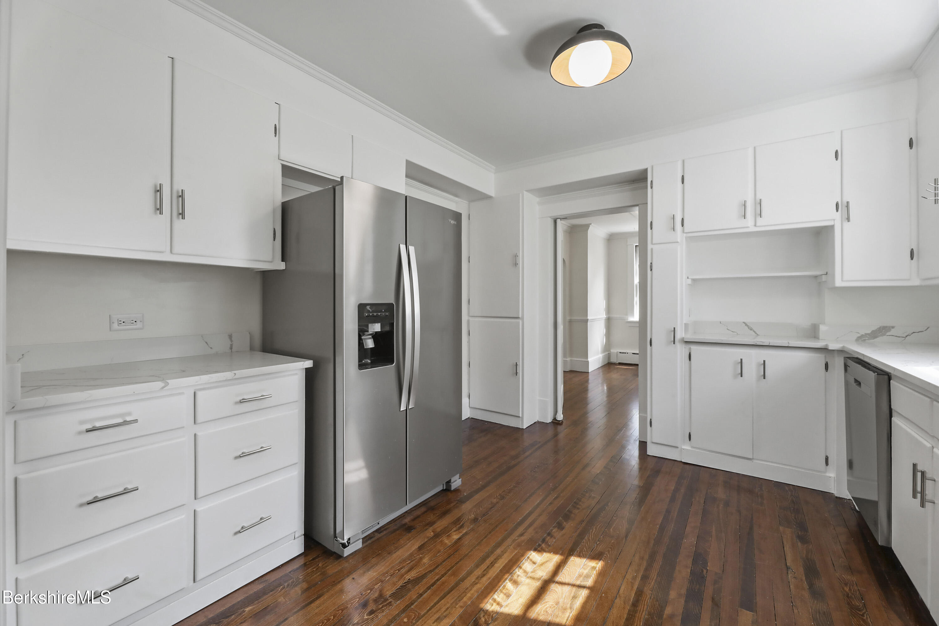 513 Church St, North Adams, Massachusetts image 17