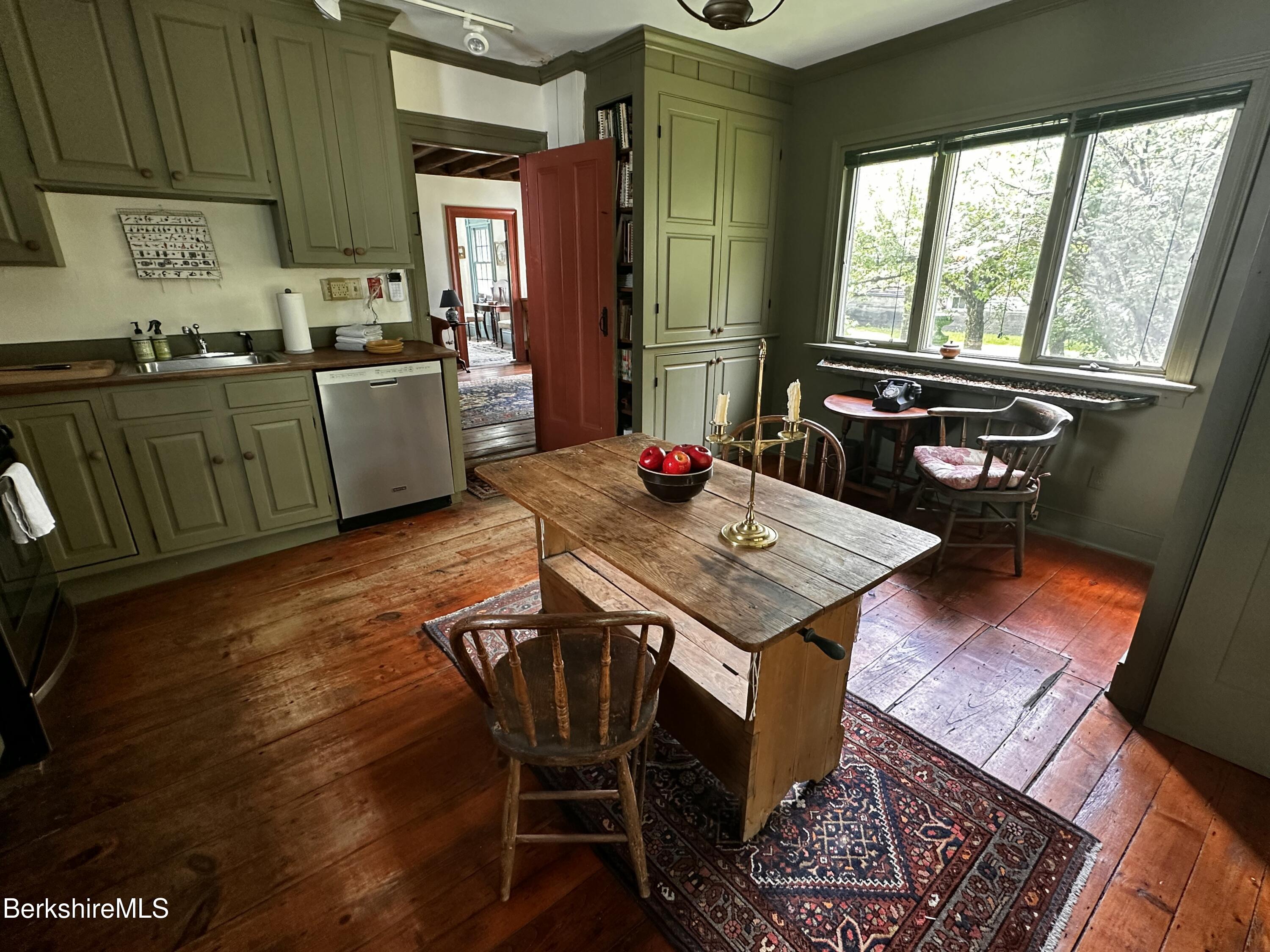 3 & 5 Swamp Rd, West Stockbridge, Massachusetts image 12