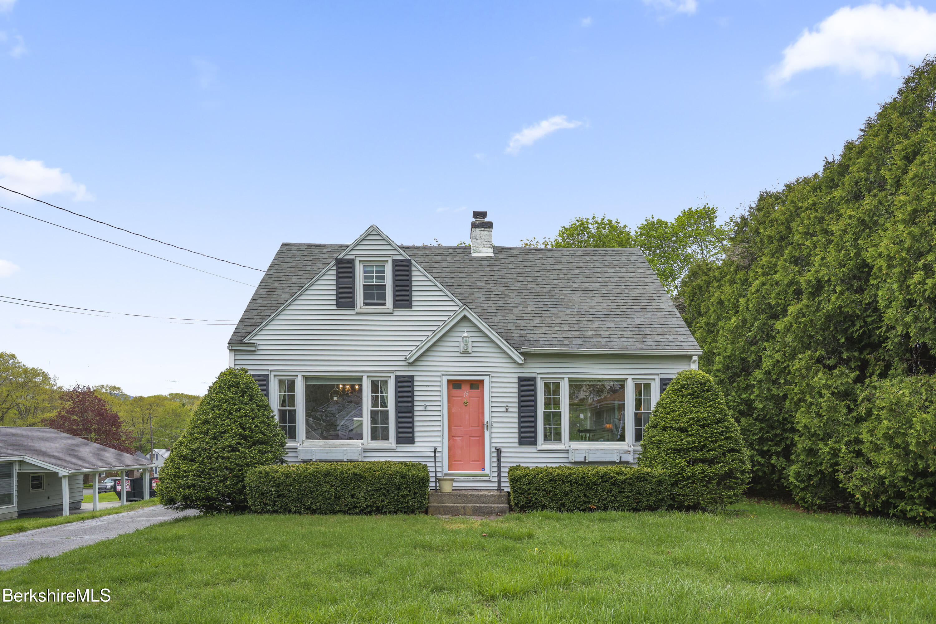 19 Elder Ave, North Adams, Massachusetts image 1