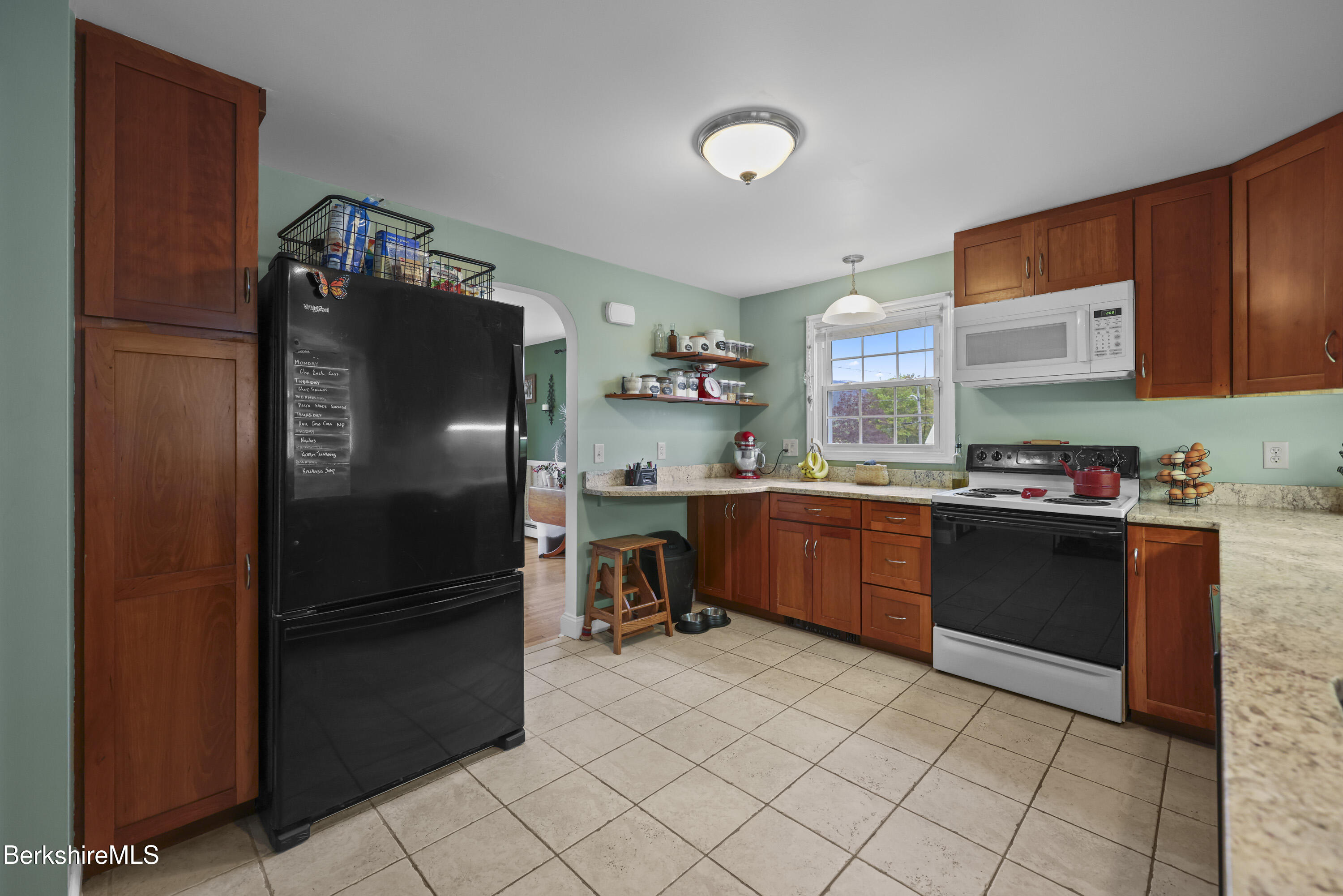 19 Elder Ave, North Adams, Massachusetts image 3