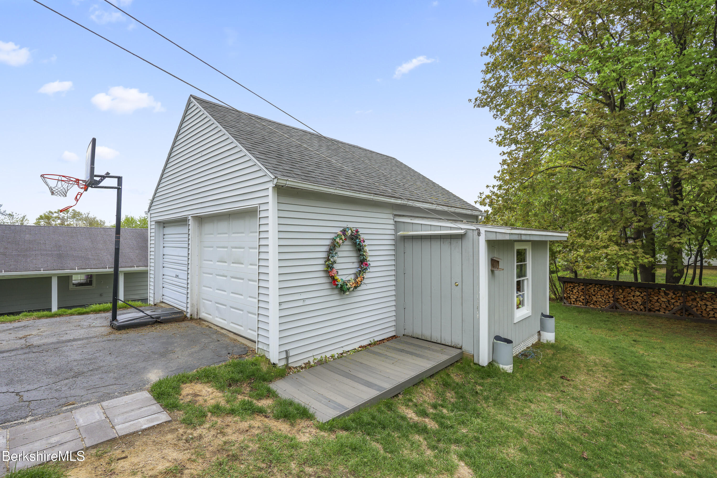 19 Elder Ave, North Adams, Massachusetts image 28