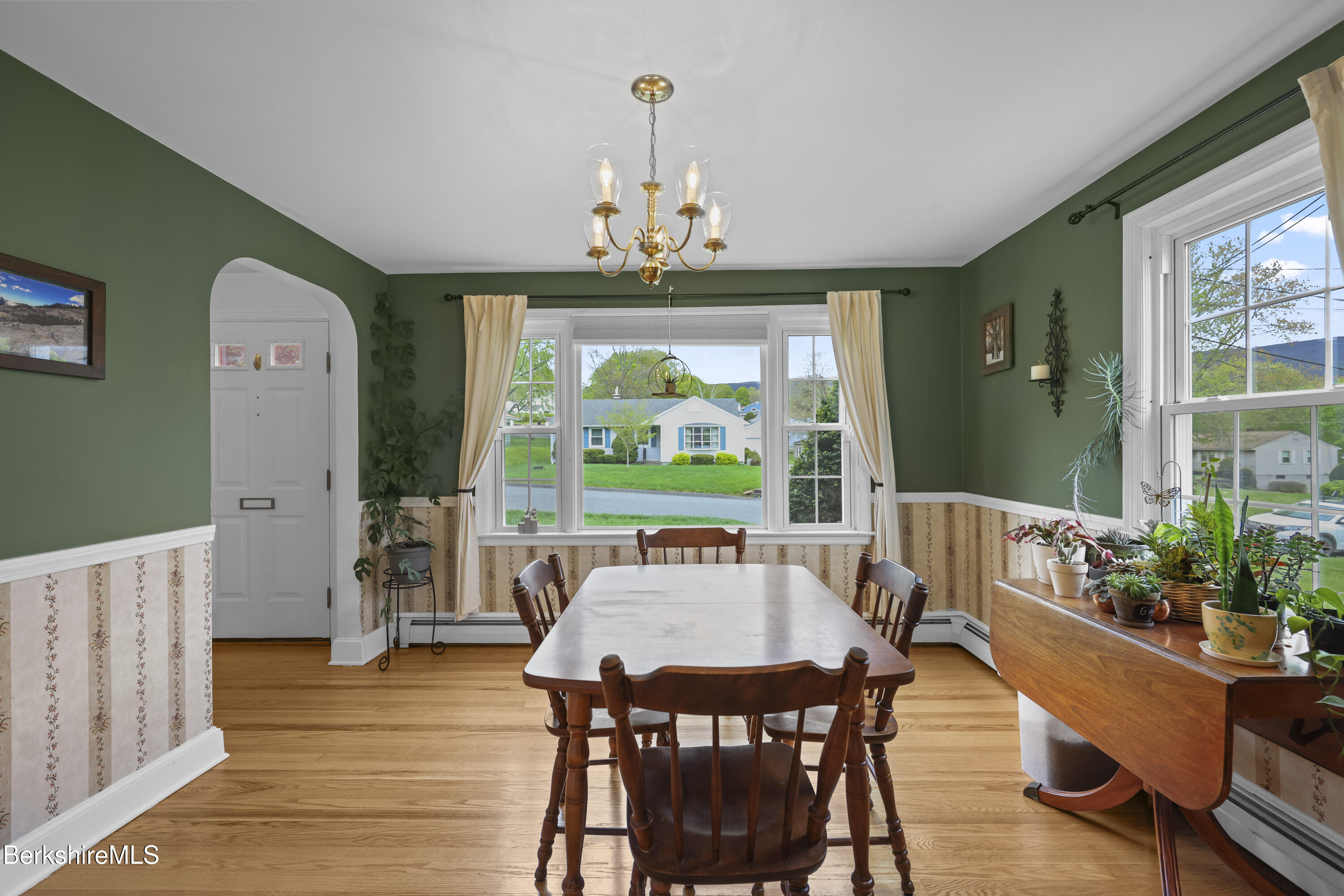 19 Elder Ave, North Adams, Massachusetts image 6