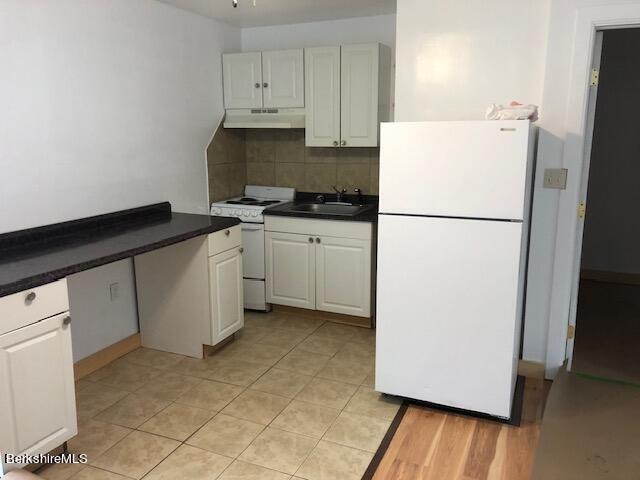 Otis, Massachusetts 01253, United States, 8 Bedrooms Bedrooms, ,8 BathroomsBathrooms,Residential,Active,62490