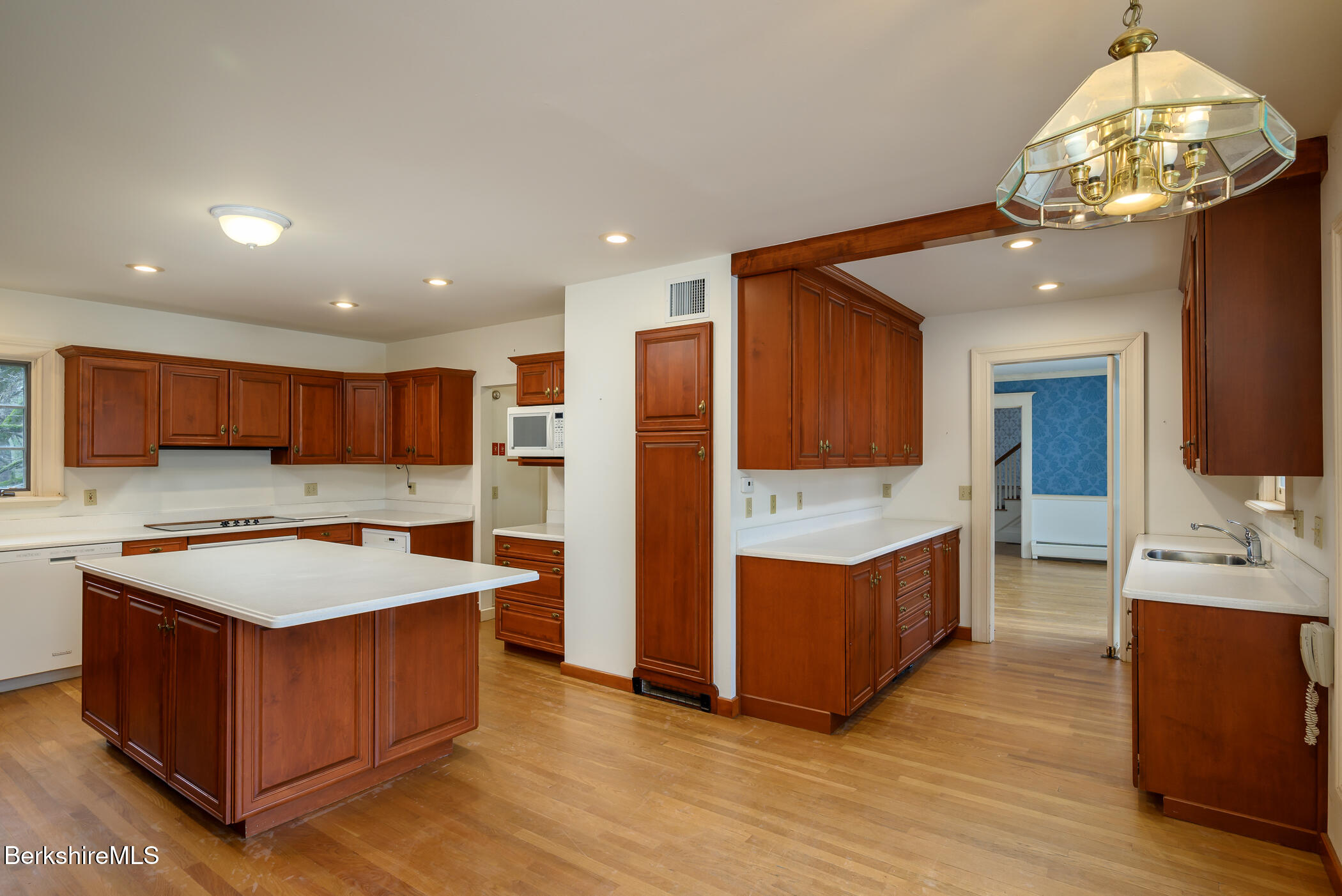 111 Park St, Williamstown, Massachusetts image 20