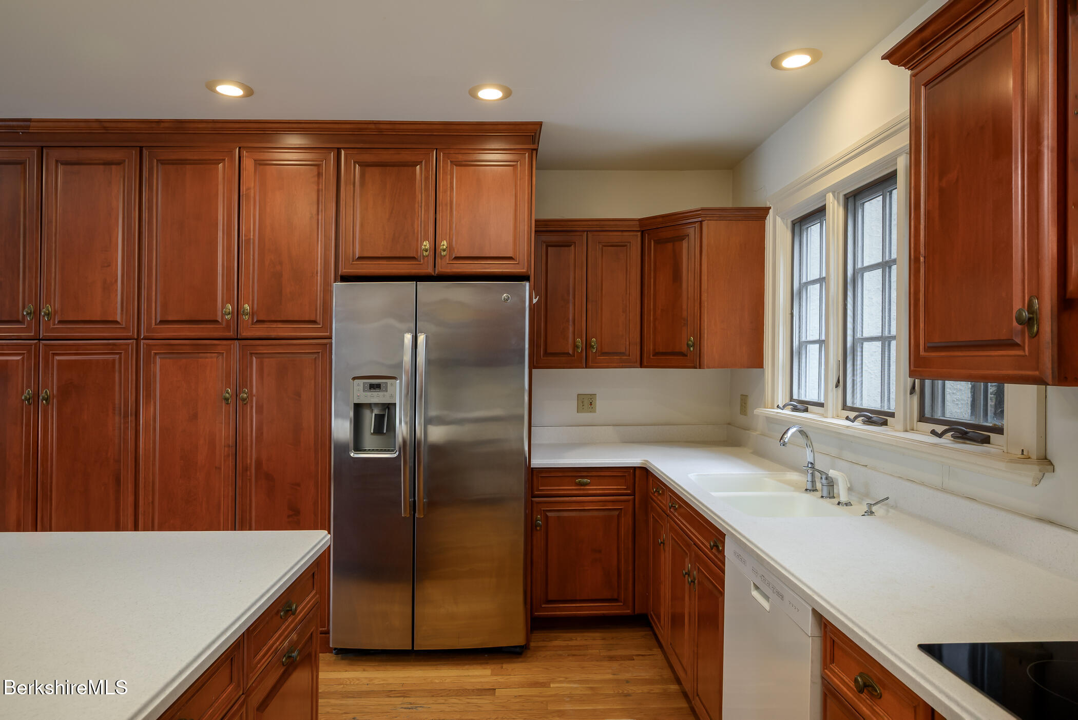 111 Park St, Williamstown, Massachusetts image 17