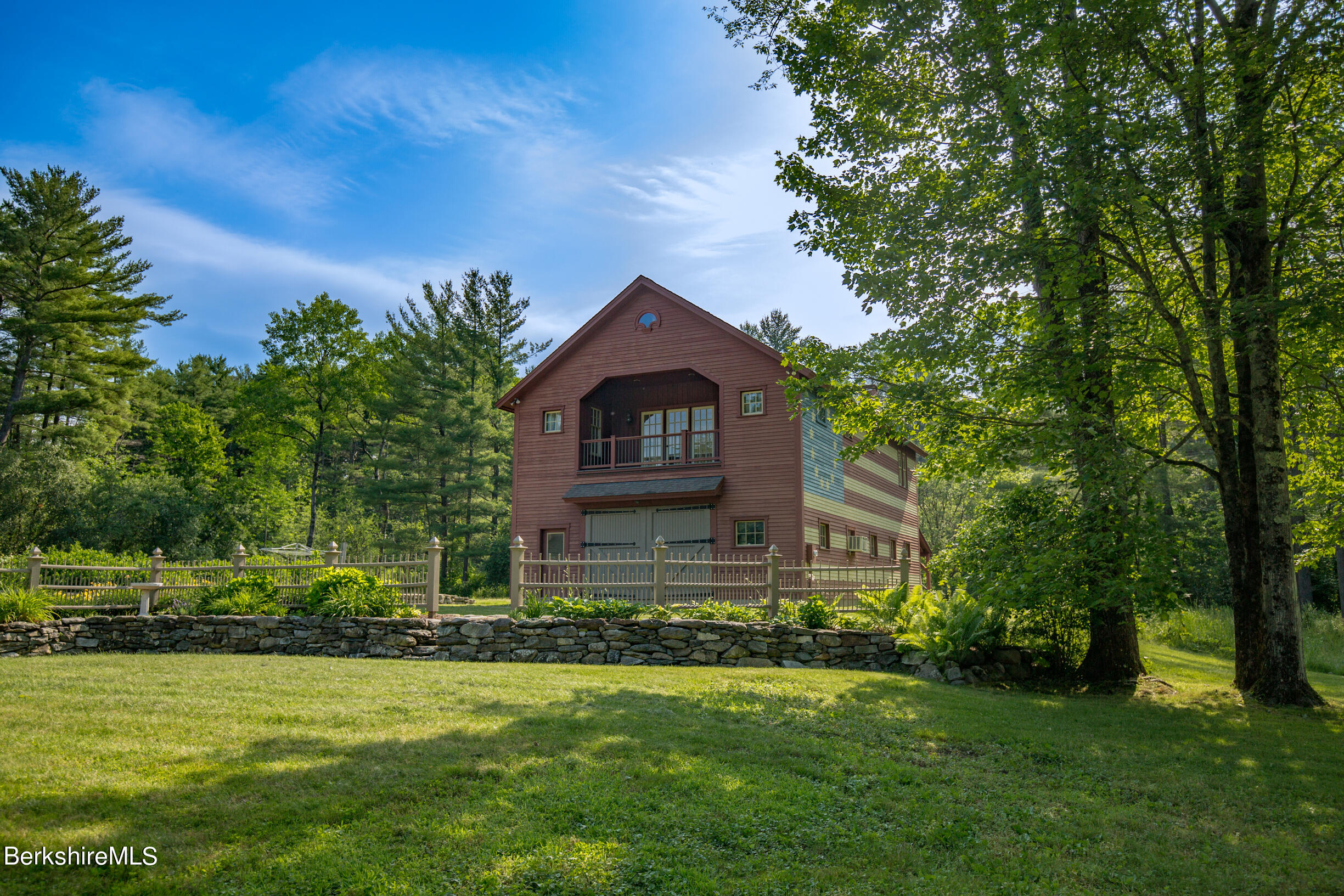 8 Interlaken Rd, Stockbridge, Massachusetts image 2