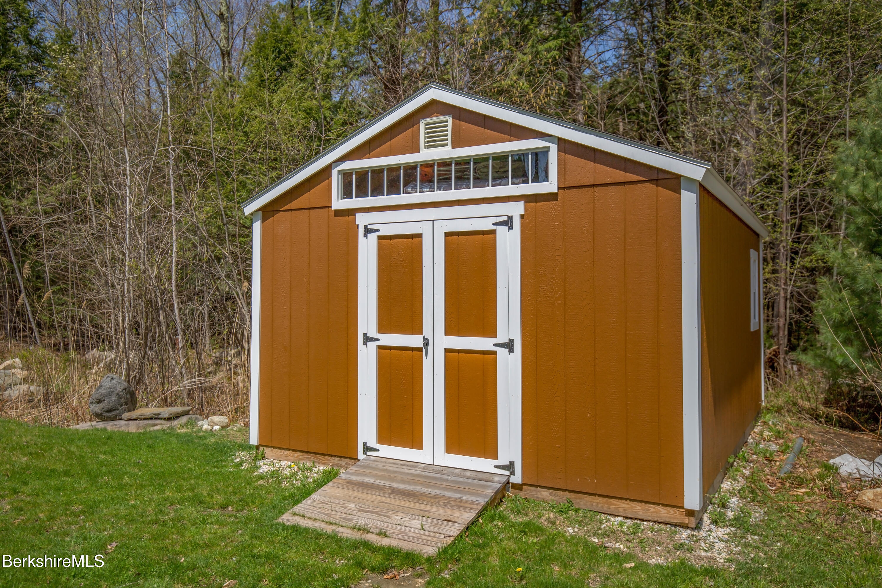 24 Evergreen Dr, Otis, Massachusetts image 9