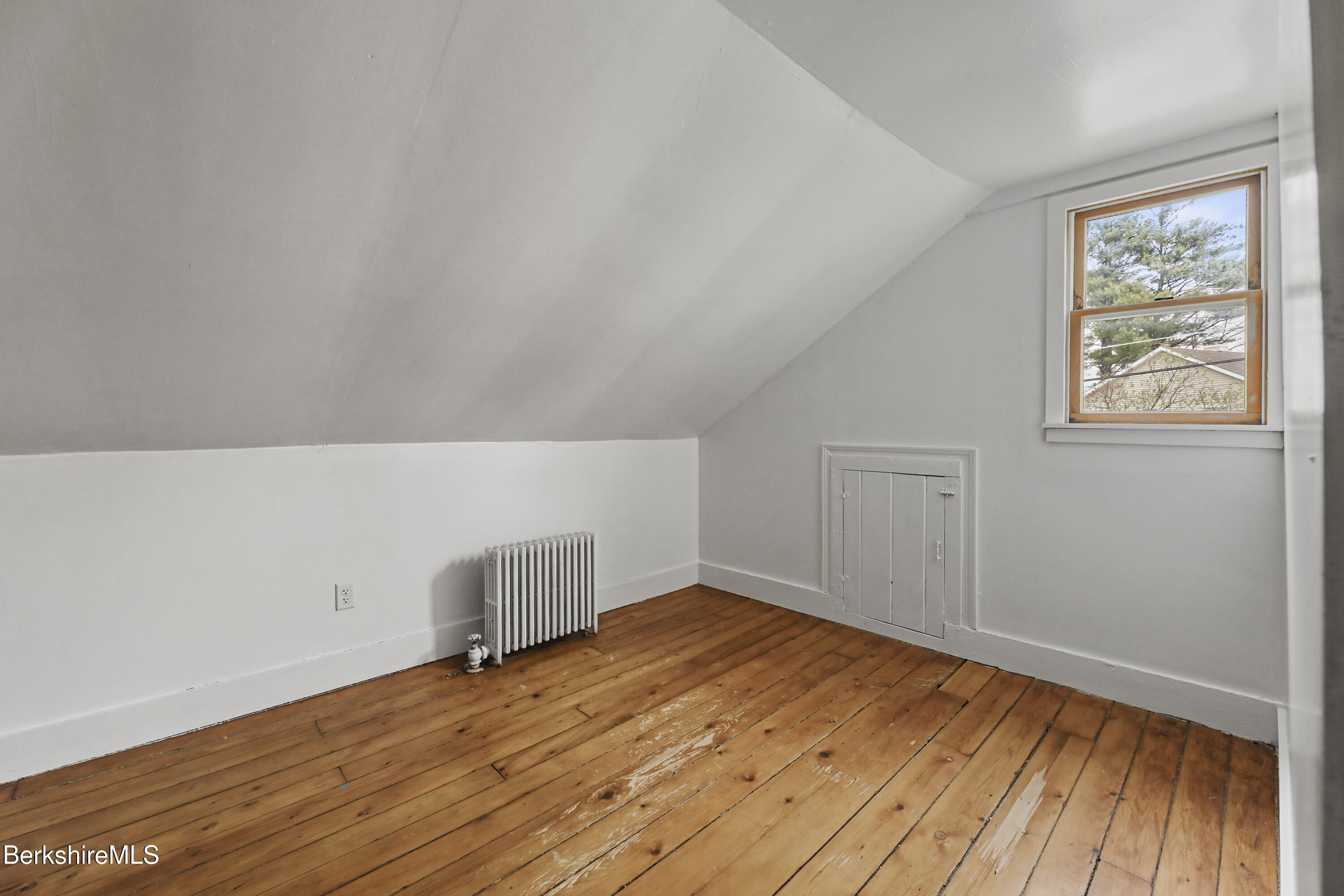 30 Glassworks Rd, Lanesborough, Massachusetts image 27