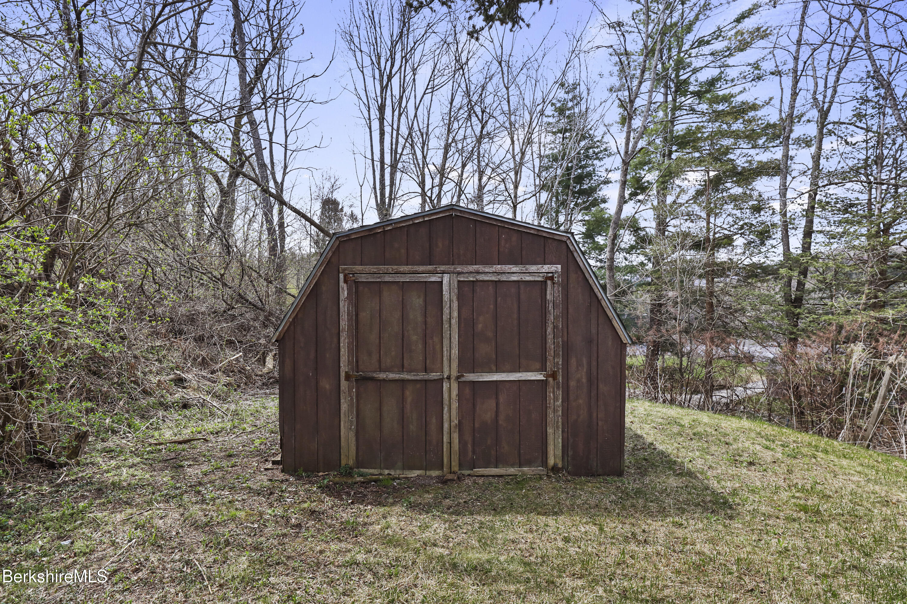 30 Glassworks Rd, Lanesborough, Massachusetts image 34