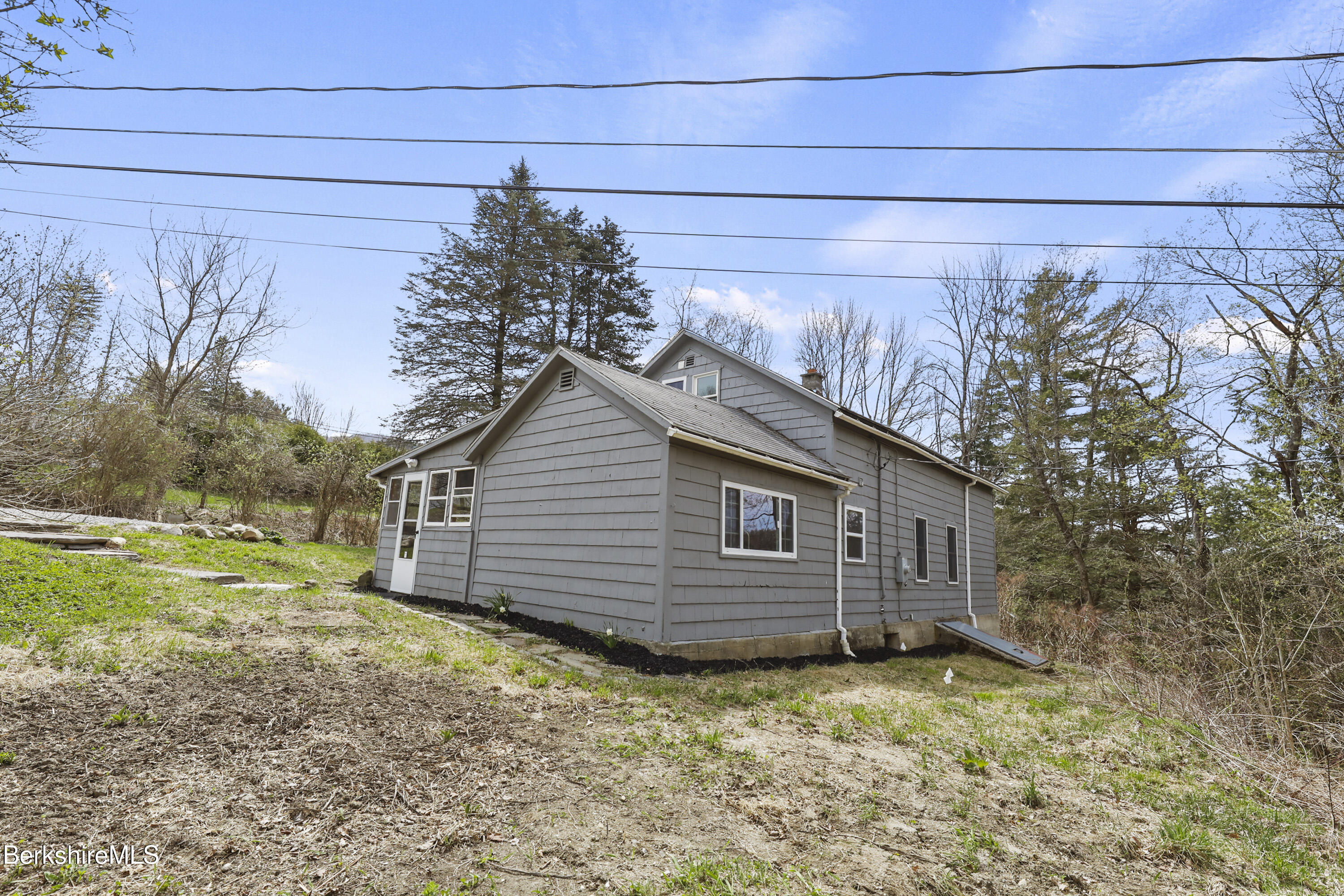 30 Glassworks Rd, Lanesborough, Massachusetts image 31
