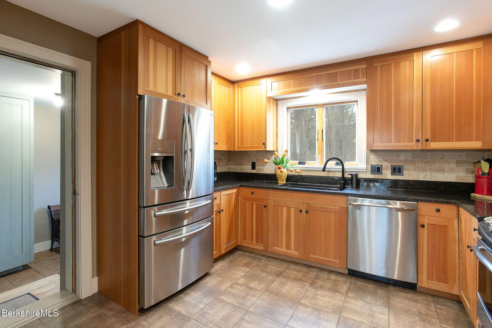 7 Dehon Rd, Great Barrington, Massachusetts image 6