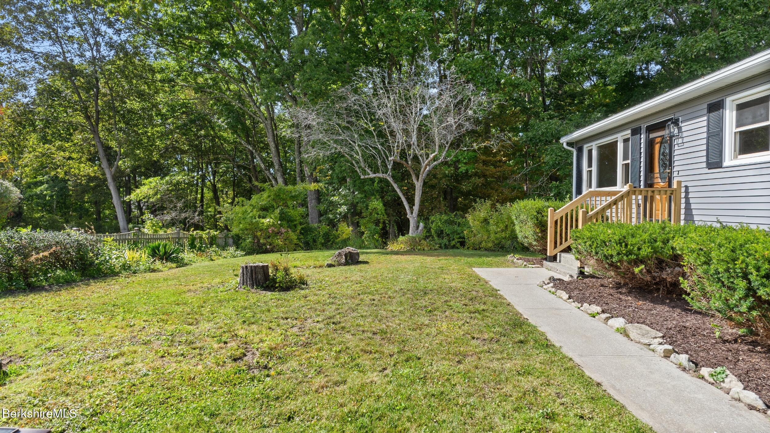 37 Broadview Ter