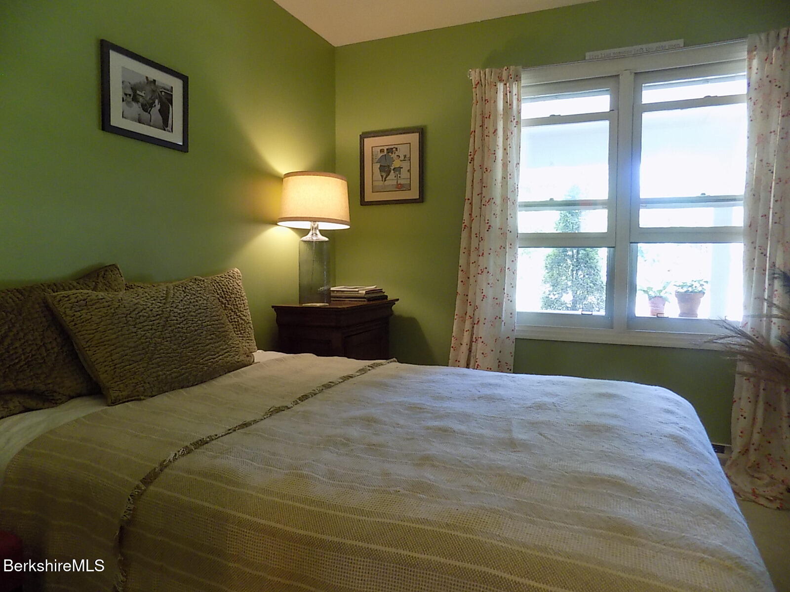 880 East St #1A, Lee, Massachusetts image 23