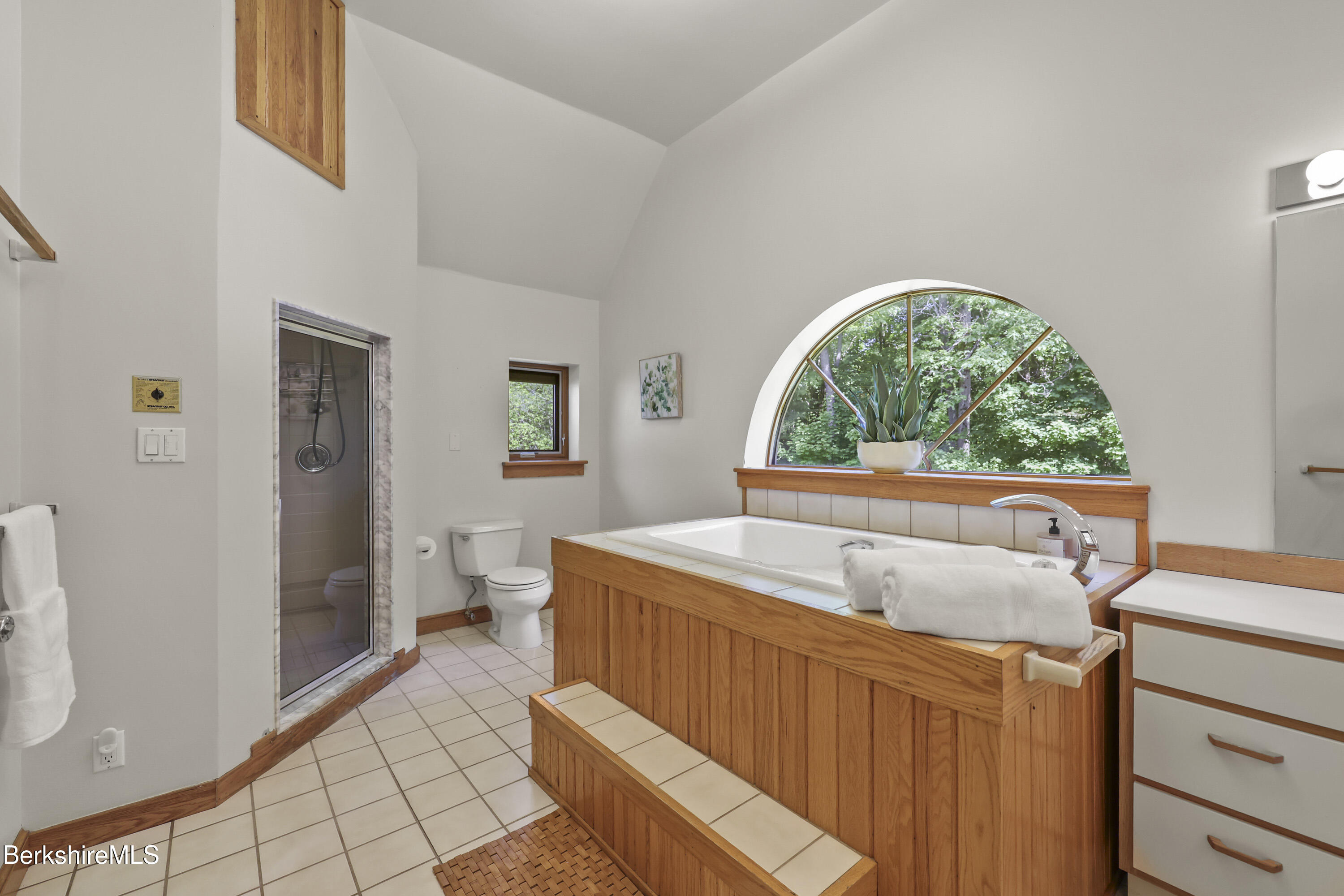 46 Center Rd, West Stockbridge, Massachusetts image 23