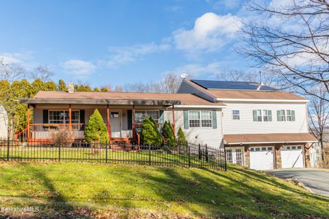 Homes For Sale - 16 Opeechee St<br/> Lanesborough, MA 01237