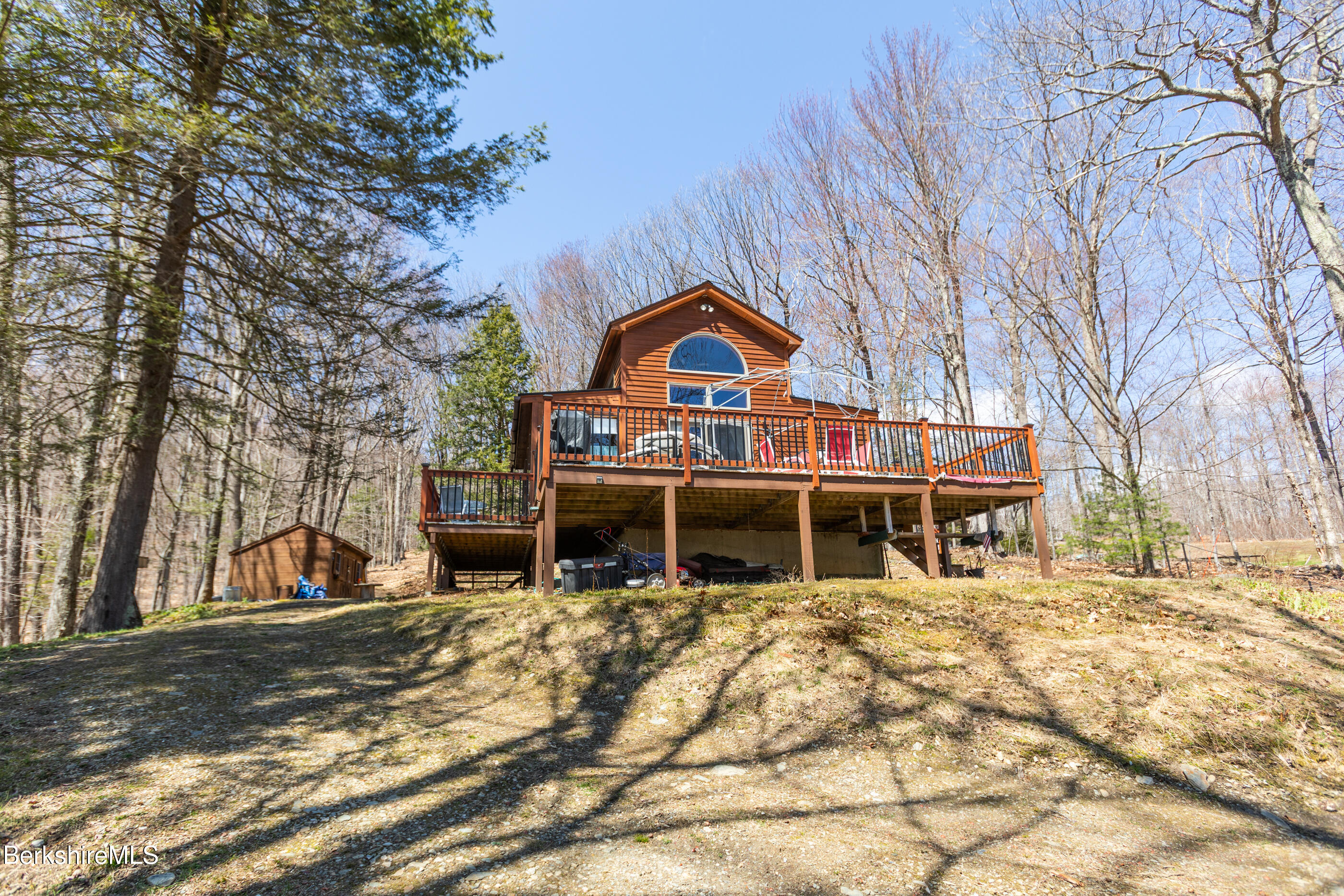 115 Ore Bed Rd, Lanesborough, Massachusetts image 2